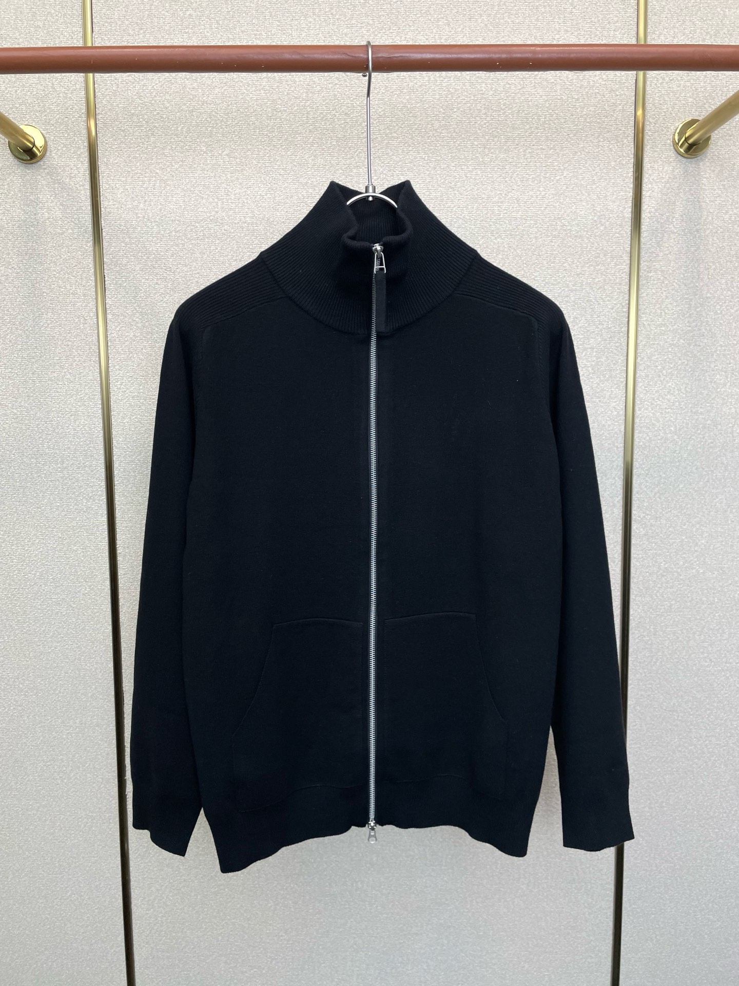 /套。 Loro piana-Loro Piana诺悠翩雅💥砸锅卖铁都要上的新款新款专柜同款针织套装 高级感满满！细节精