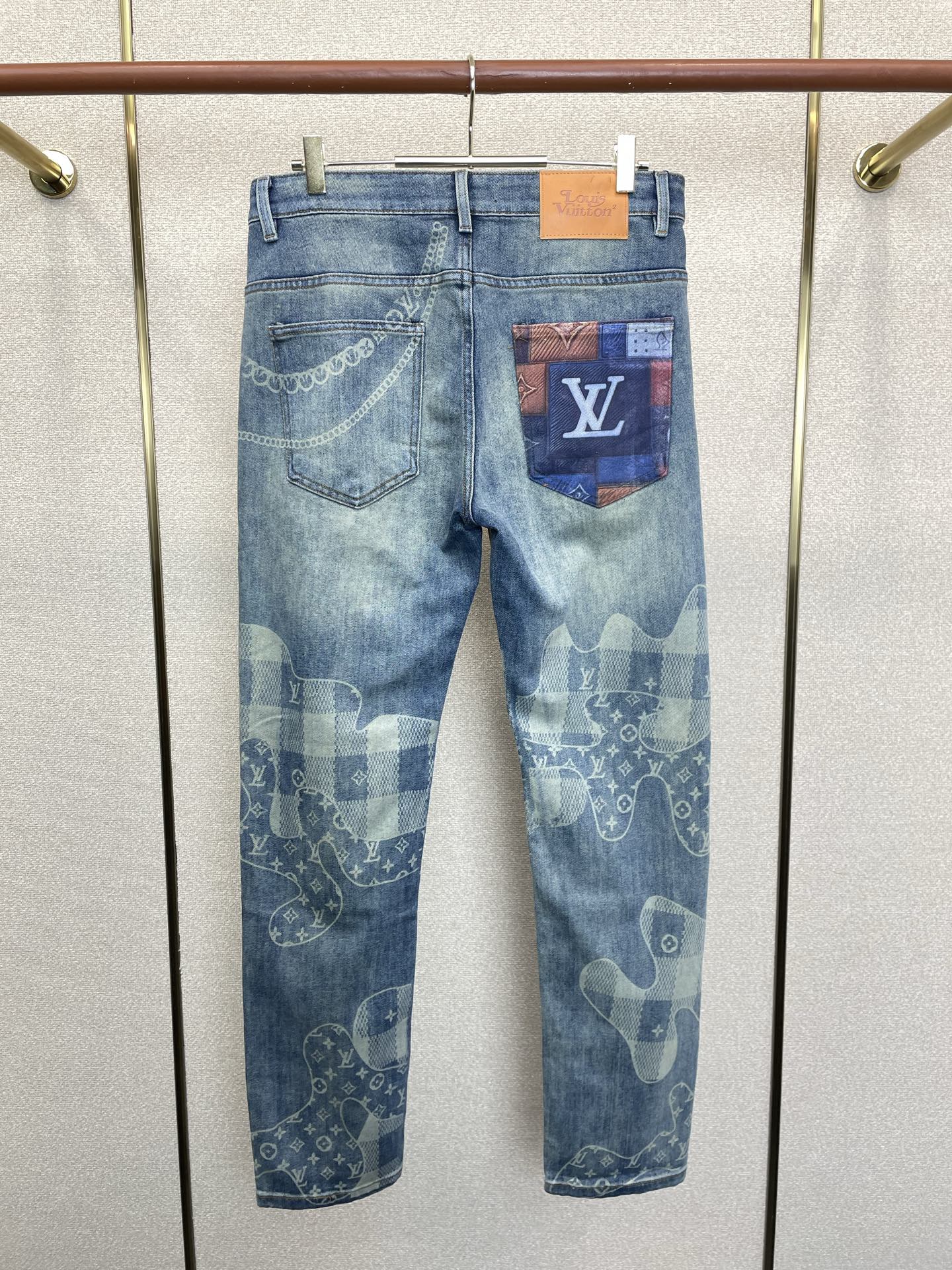 Louis Vuitton路易威登💥砸锅卖铁都要上的新款新款休闲牛仔裤👖高端版本！专柜定制面料 透气舒适度高，细节无可挑