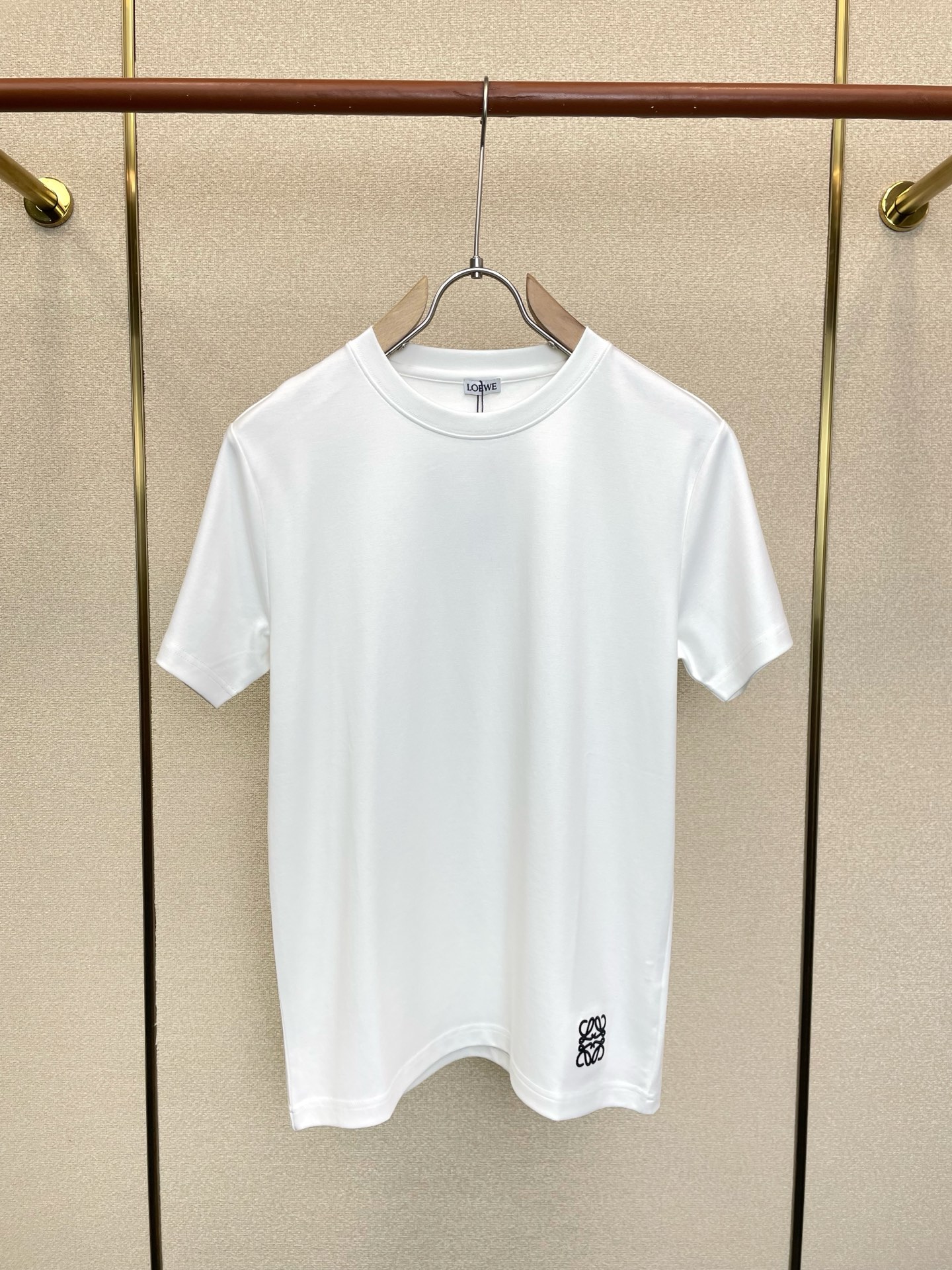 LOEWE罗意威💥砸锅卖铁都要上的新款新款原单男士休闲短袖 高端定制 高端版本 时尚百搭爆款⚠️⚠️✨✨进口面料 手感超