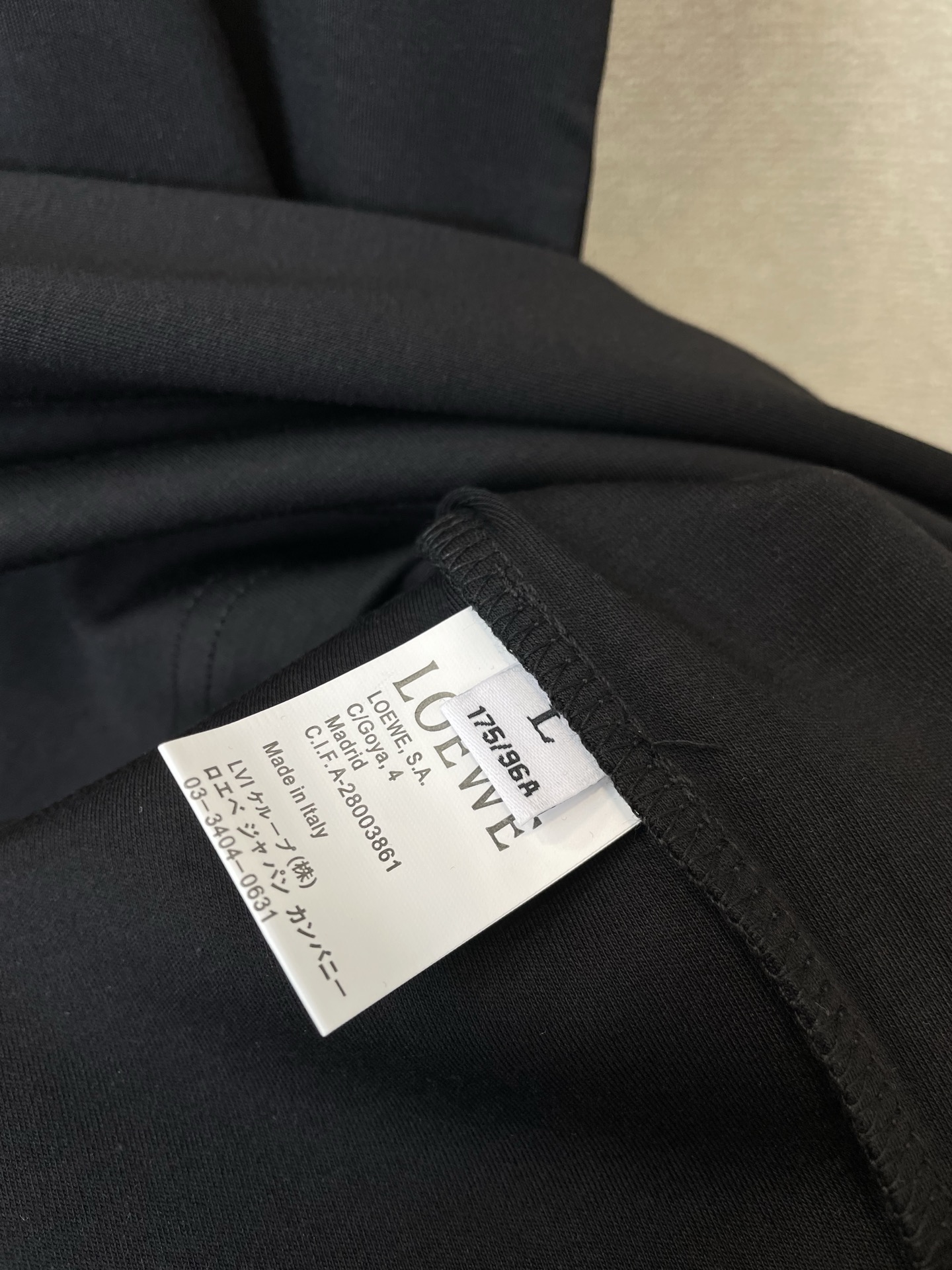 LOEWE罗意威💥砸锅卖铁都要上的新款新款原单男士休闲短袖 高端定制 高端版本 时尚百搭爆款⚠️⚠️✨✨进口面料 手感超