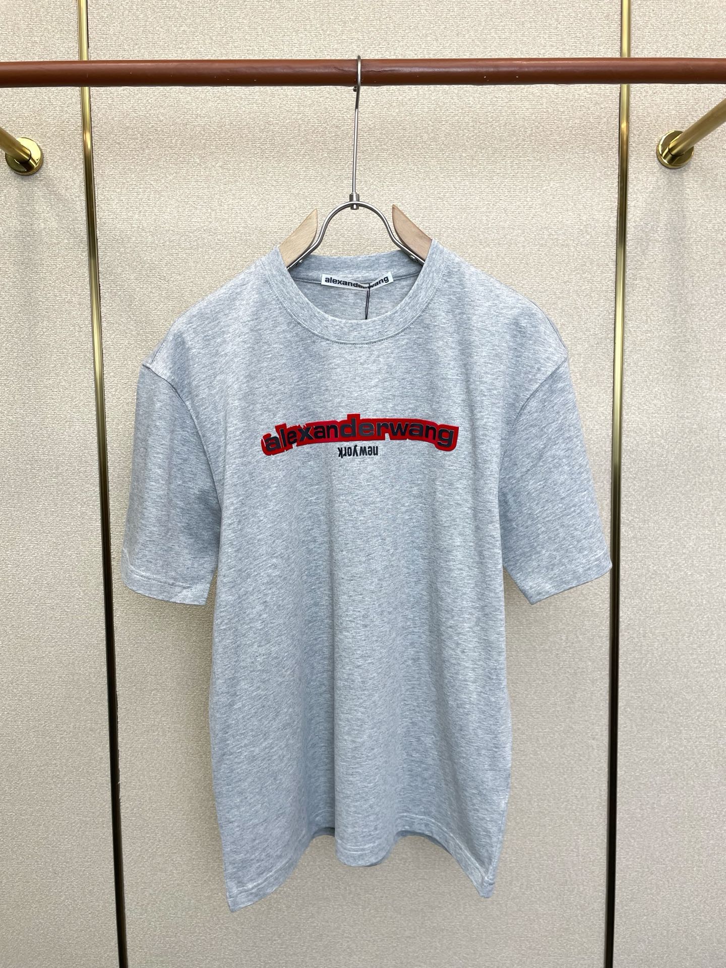 Alexanderwang亚历山大王💥砸锅卖铁都要上的新款新款原单男士休闲短袖 高端定制 高端版本 时尚百搭爆款⚠️⚠️