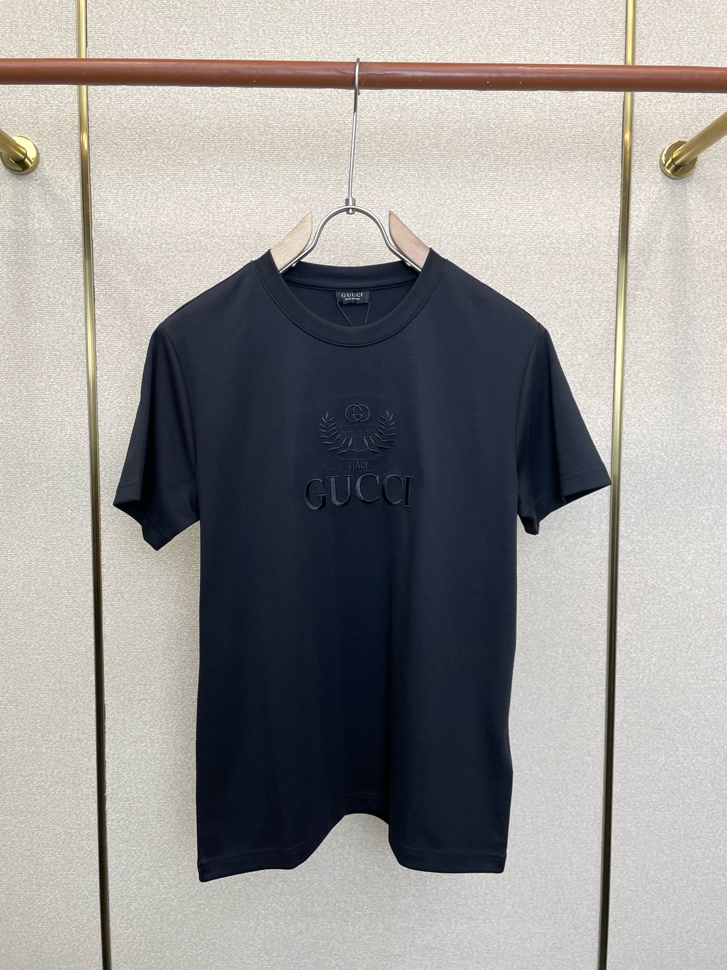 Gucci古驰💥砸锅卖铁都要上的新款新款原单男士休闲短袖 高端定制 高端版本 时尚百搭爆款⚠️⚠️✨✨进口面料 手感超柔