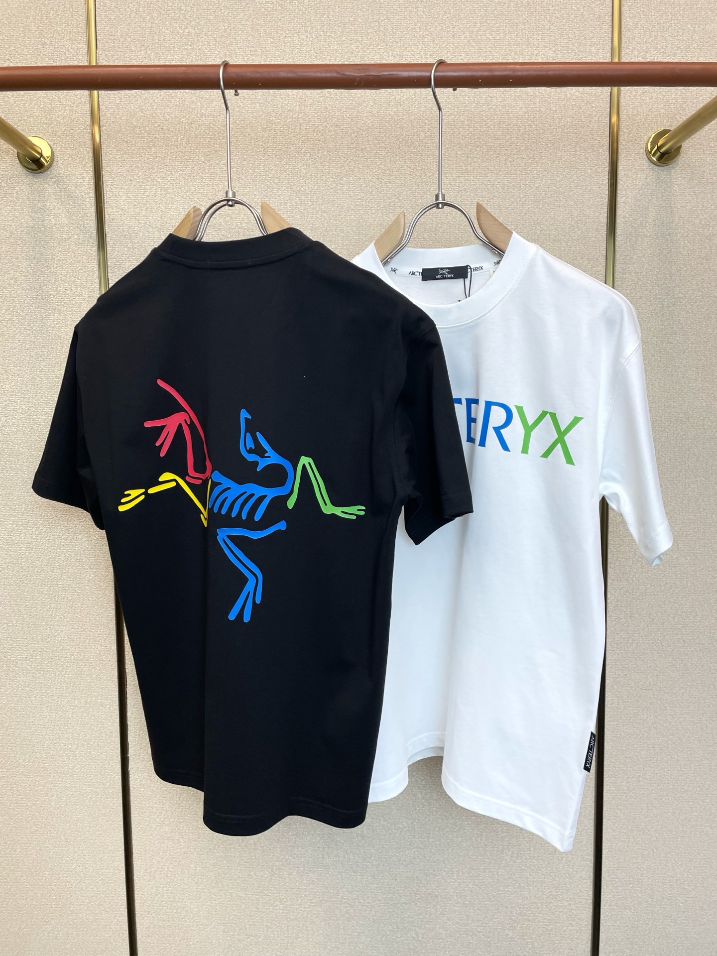 Arc’teryx始祖鸟💥砸锅卖铁都要上的新款新款原单男士休闲短袖 高端定制 高端版本 时尚百搭爆款⚠️⚠️✨✨进口面料
