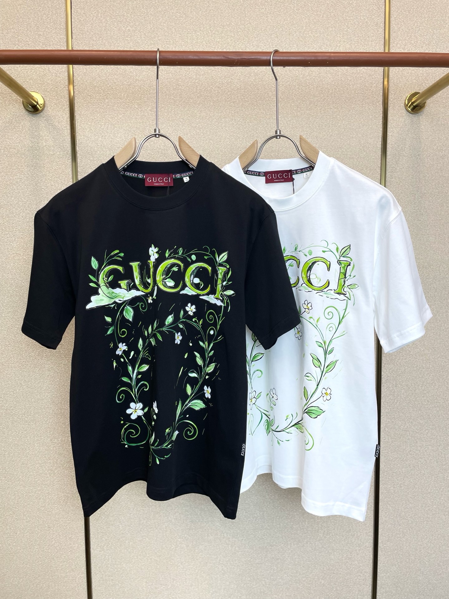Gucci古驰💥砸锅卖铁都要上的新款新款原单男士休闲短袖 高端定制 高端版本 时尚百搭爆款⚠️⚠️✨✨进口面料 手感超柔