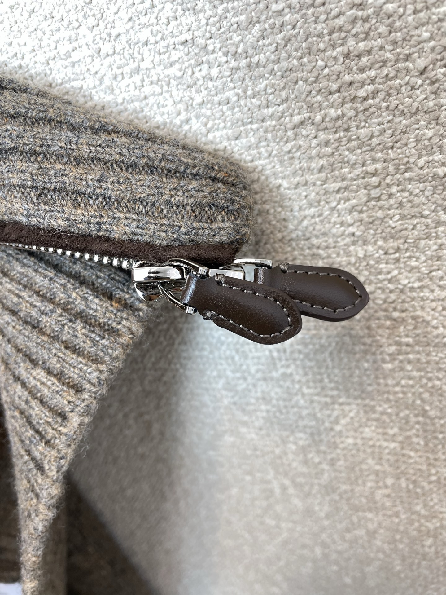 Loro Piana-Loro Piana诺悠翩雅💥砸锅卖铁都要上的新款最新时尚毛衣衫 经典设计感与颜值爆棚的外套，百分