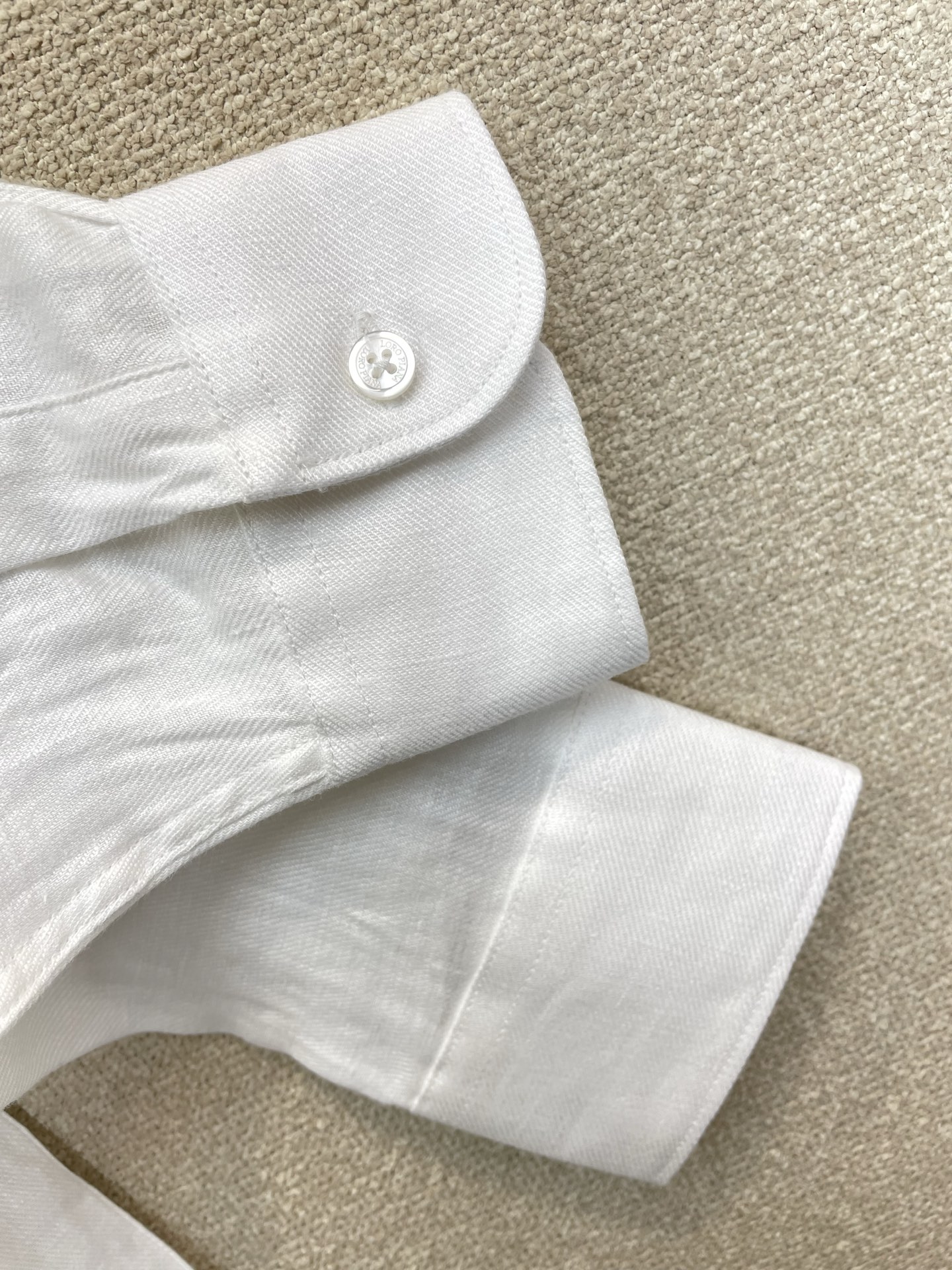 Loro piana-Loro Piana诺悠翩雅💥砸锅卖铁都要上的新款新款原单男士休闲衬衫 高端定制 高端版本 时尚百