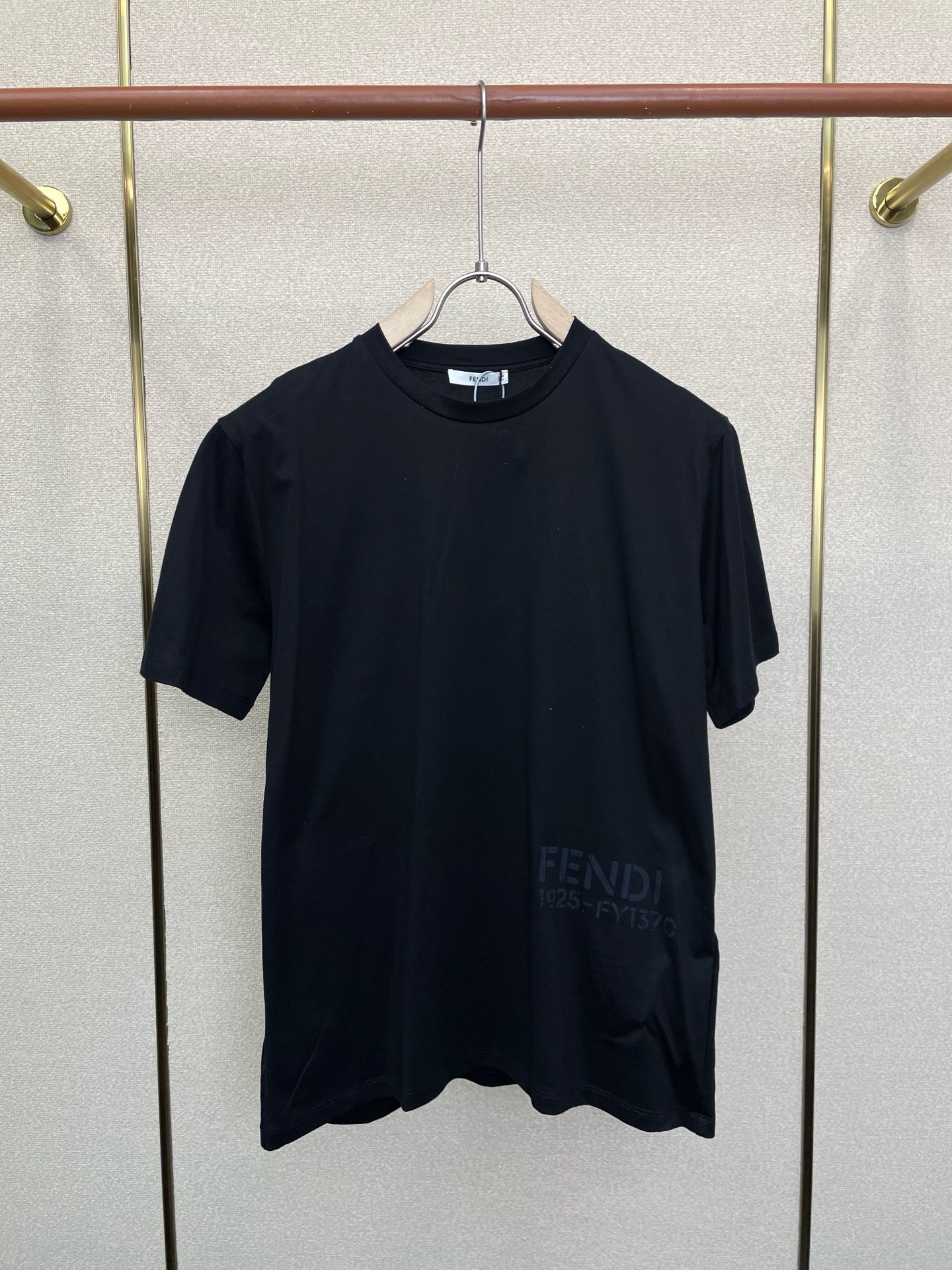 FENDI芬迪💥砸锅卖铁都要上的新款新款原单男士休闲短袖 高端定制 高端版本 时尚百搭爆款⚠️⚠️✨✨进口面料 手感超柔
