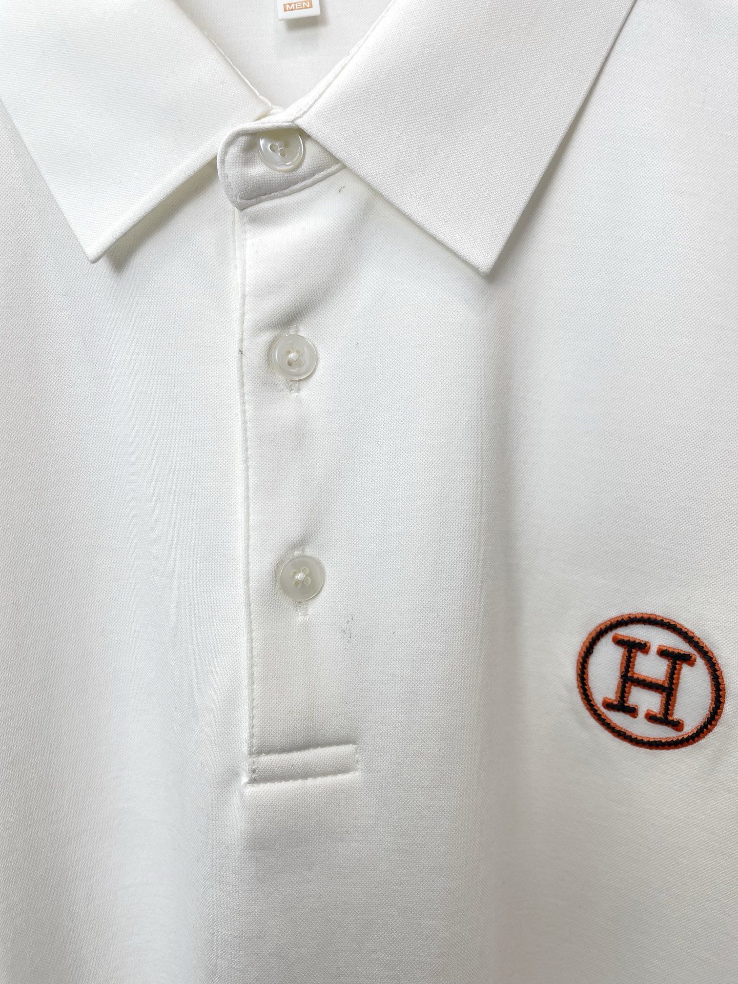 Hermès爱马仕💥砸锅卖铁都要上的新款新款原单男士休闲短袖 高端定制 高端版本 时尚百搭爆款⚠️⚠️✨✨进口面料 手感