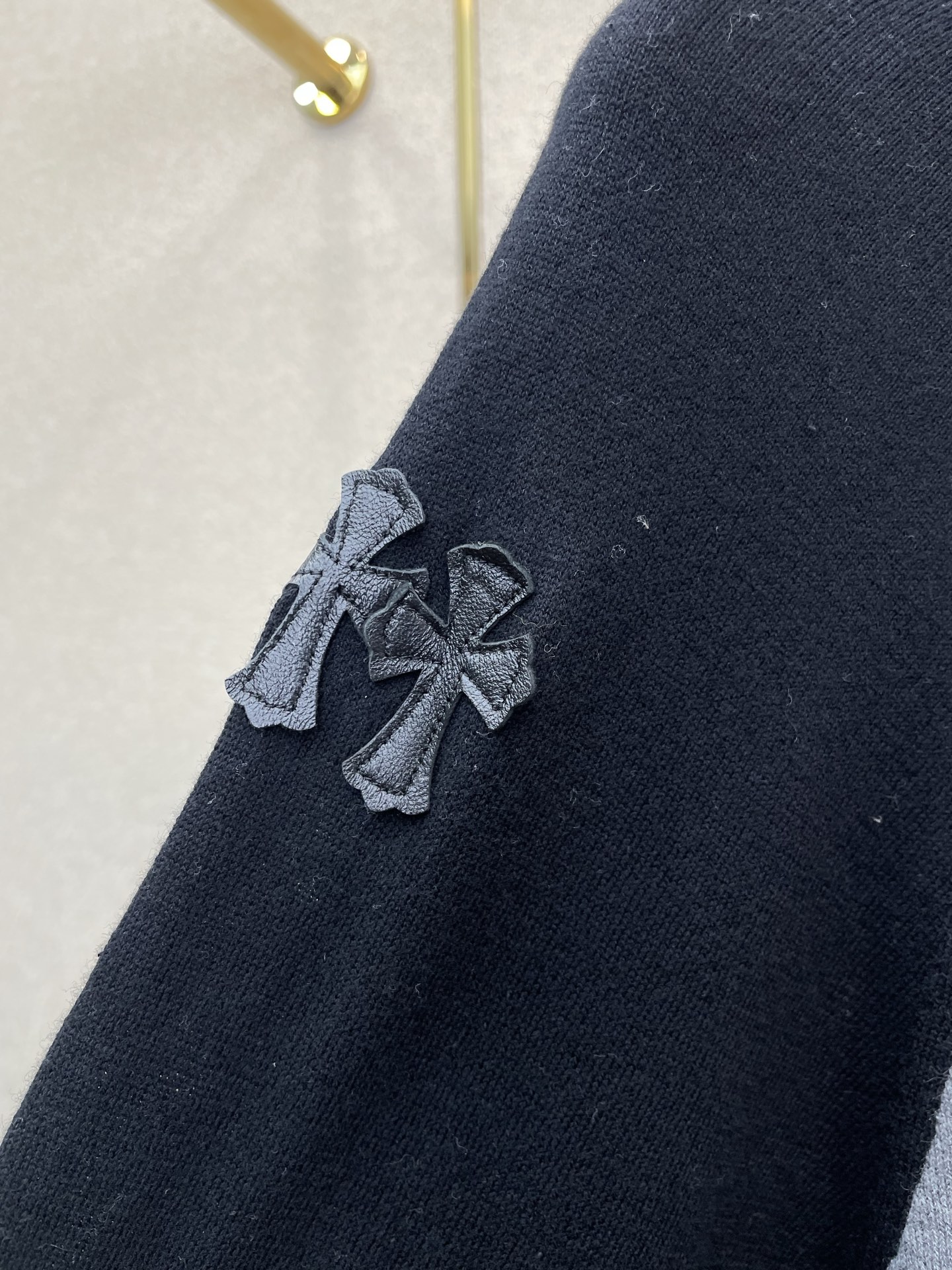 Chrome hearts克罗心👚砸锅卖铁都要上的新款👚新款女装休闲薄长袖 高端版本！独特设计 专柜定制面料 透气舒适度