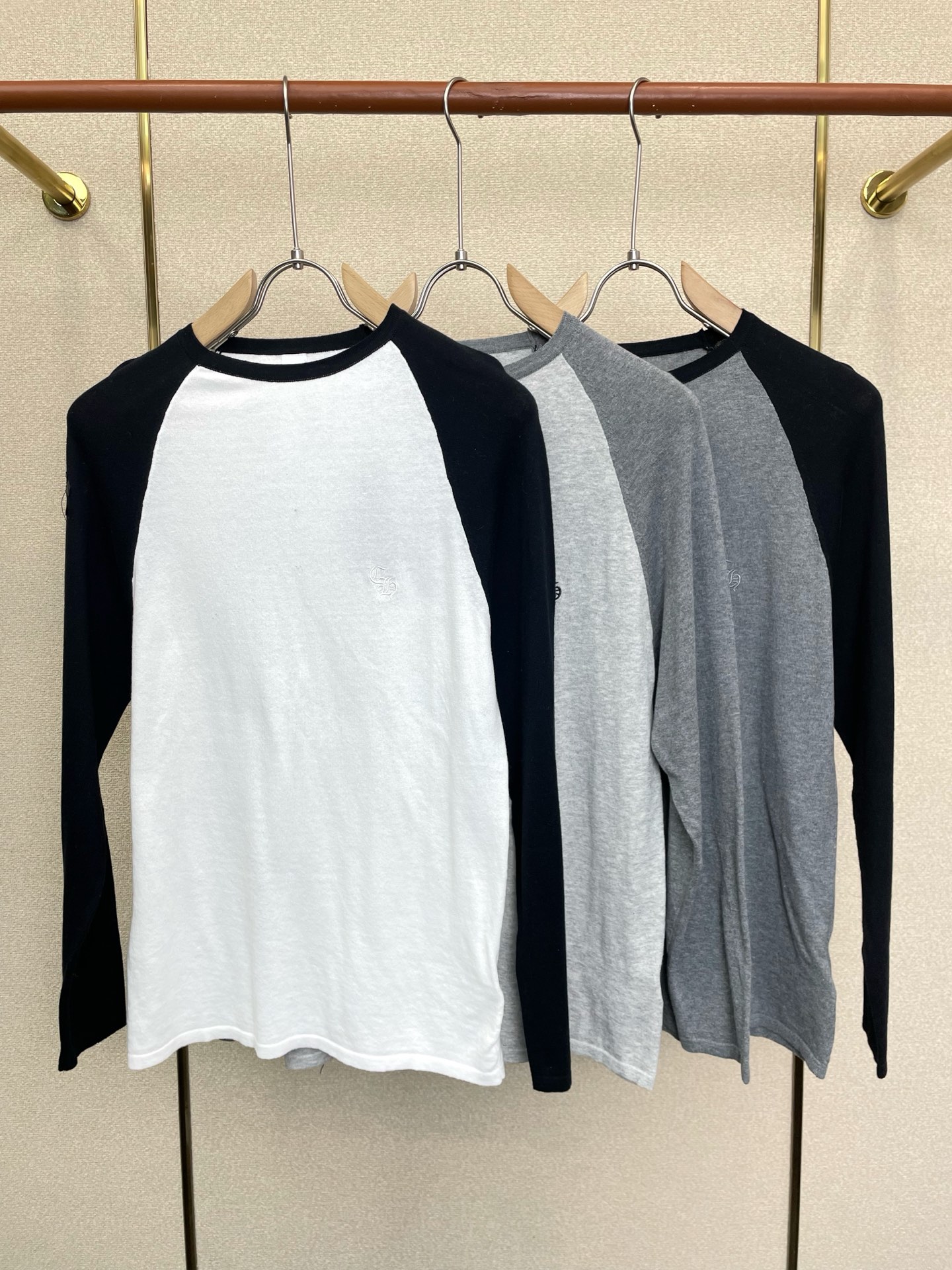 Chrome hearts克罗心👚砸锅卖铁都要上的新款👚新款女装休闲薄长袖 高端版本！独特设计 专柜定制面料 透气舒适度