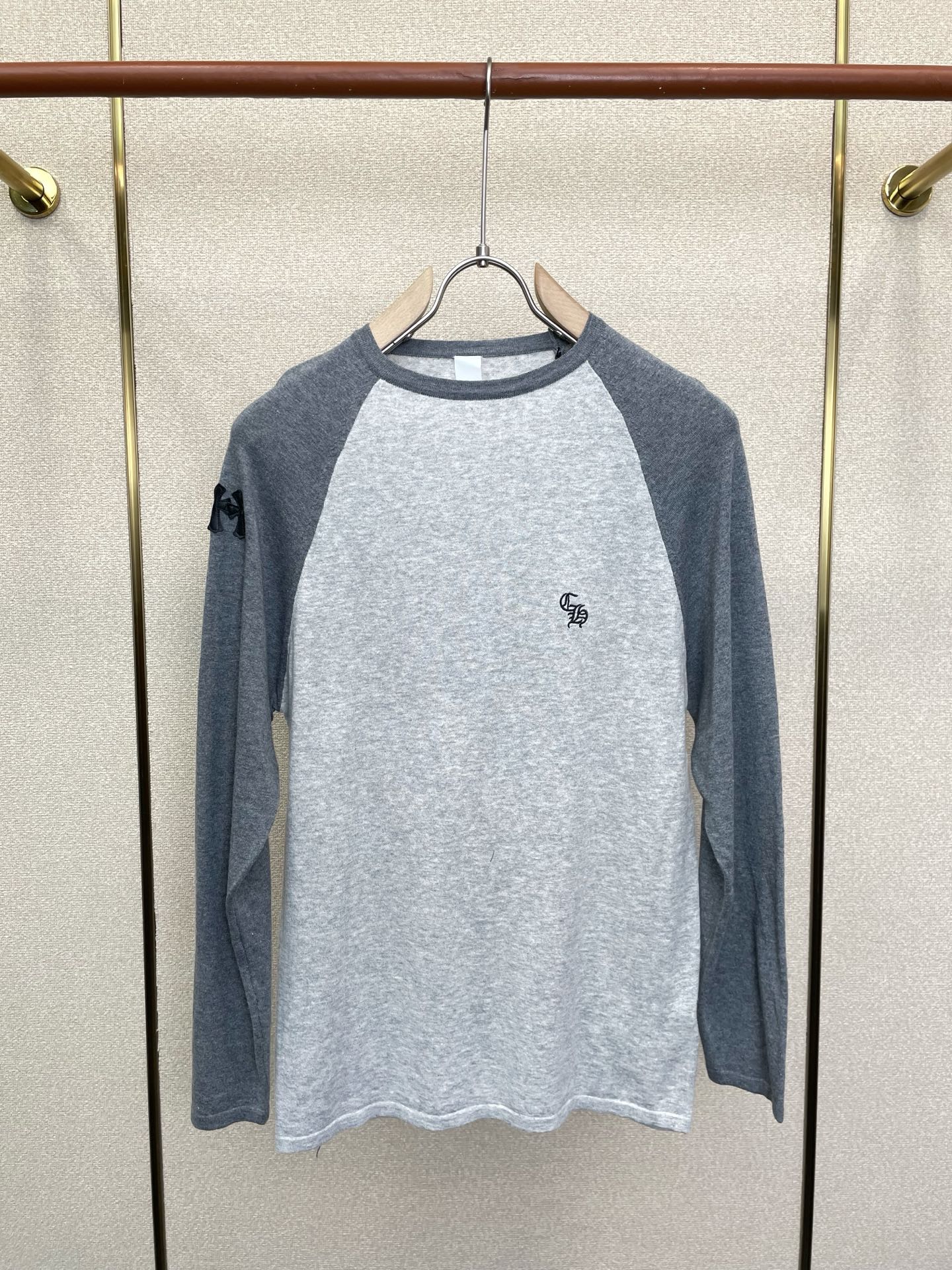 Chrome hearts克罗心👚砸锅卖铁都要上的新款👚新款女装休闲薄长袖 高端版本！独特设计 专柜定制面料 透气舒适度