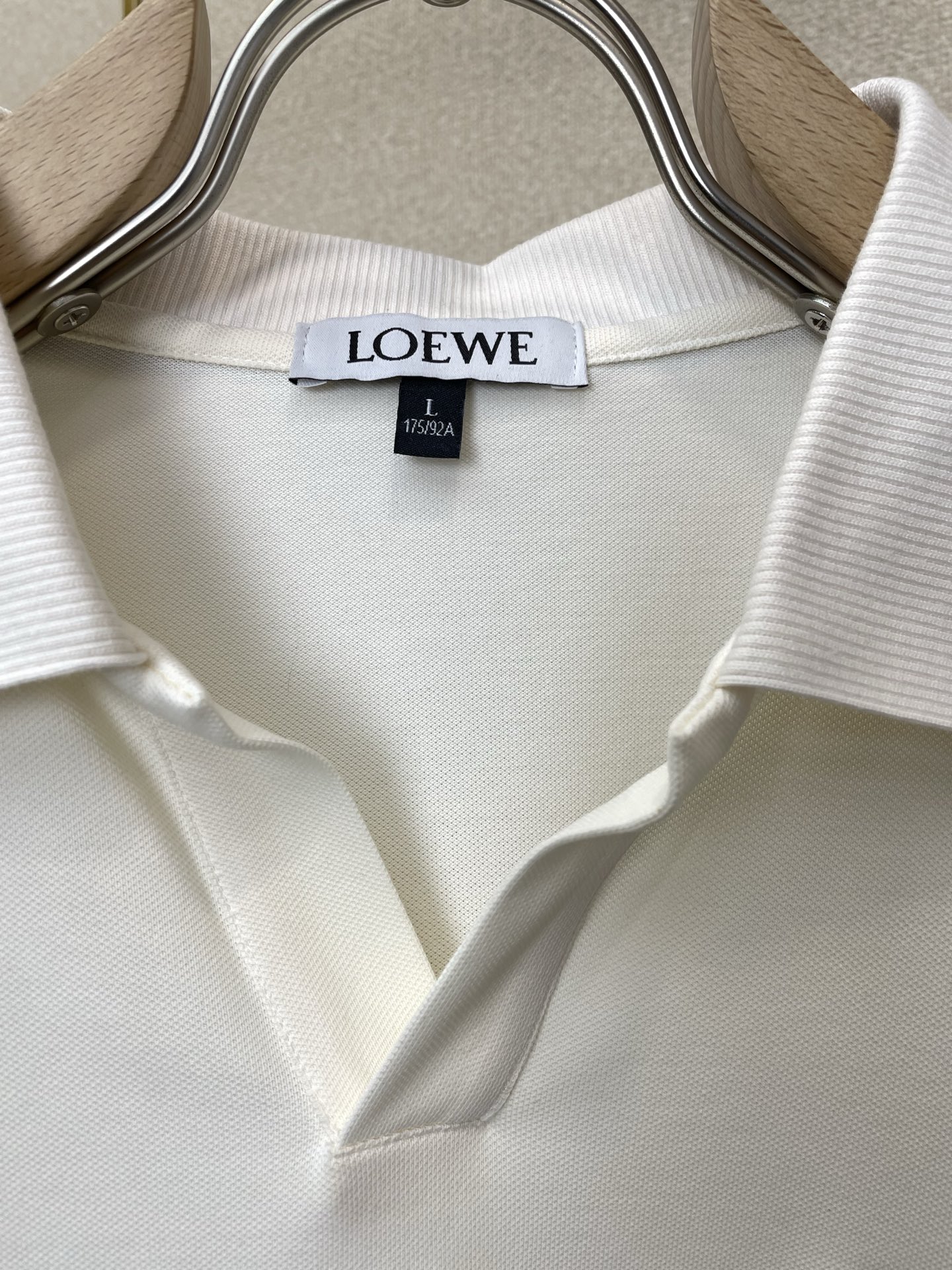 LOEWE罗意威💥砸锅卖铁都要上的新款新款原单男士休闲短袖 高端定制 高端版本 时尚百搭爆款⚠️⚠️✨✨进口面料 手感超