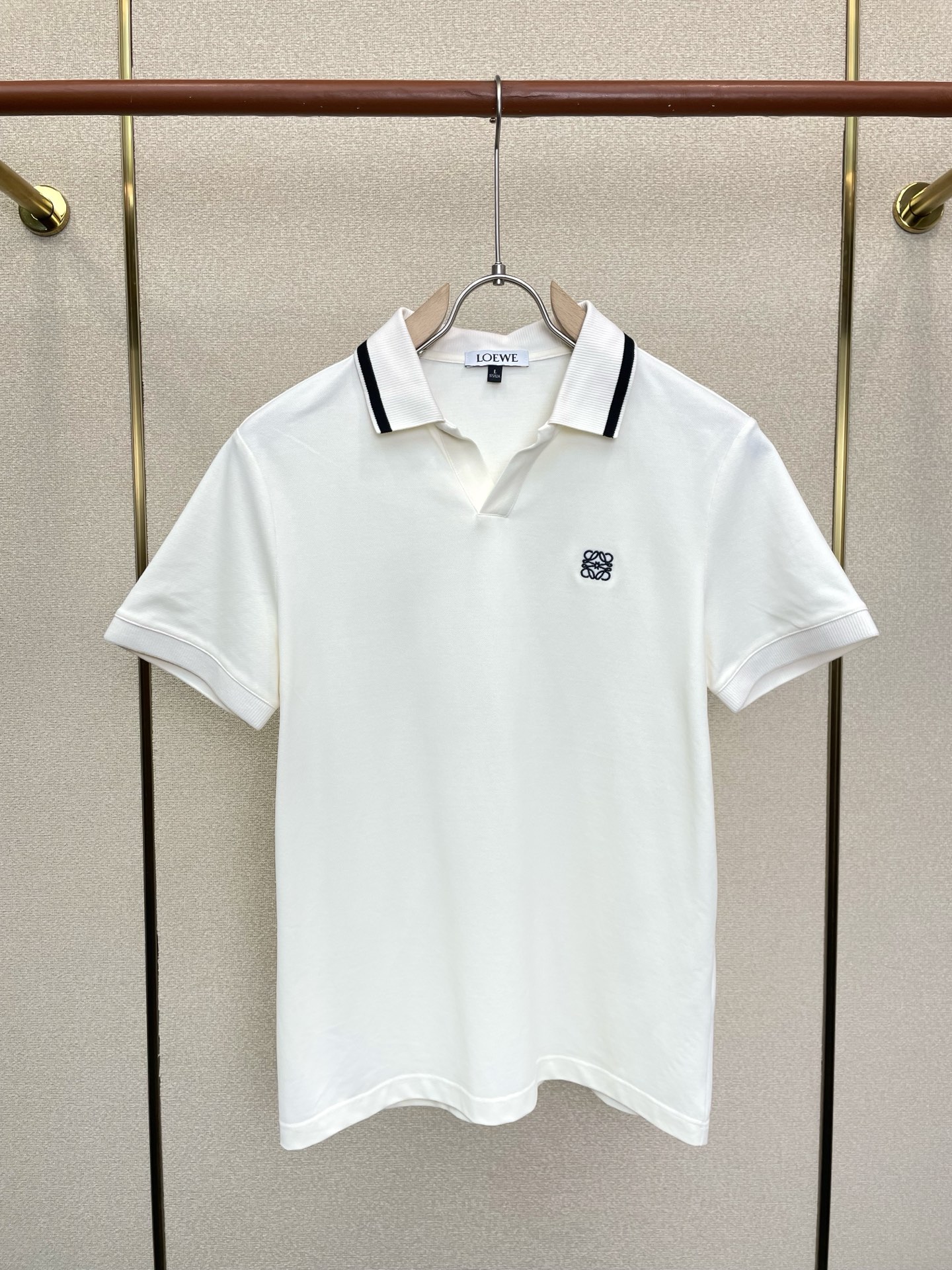 LOEWE罗意威💥砸锅卖铁都要上的新款新款原单男士休闲短袖 高端定制 高端版本 时尚百搭爆款⚠️⚠️✨✨进口面料 手感超