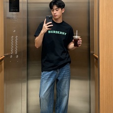 Burberry巴宝莉💥砸锅卖铁都要上的新款新款原单男士休闲短袖 高端定制 高端版本 时尚百搭爆款⚠️⚠️✨✨进口面料 Burberry巴宝莉💥砸锅卖铁都要上的新款新款原单男士休闲短袖 高端定制 高端版本 时尚百搭爆款⚠️⚠️✨✨进口面料