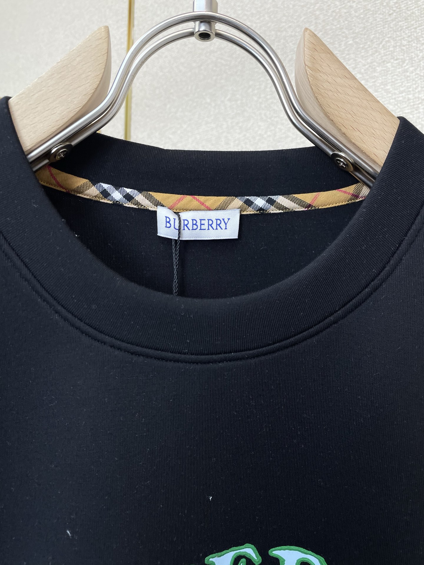 Burberry巴宝莉💥砸锅卖铁都要上的新款新款原单男士休闲短袖 高端定制 高端版本 时尚百搭爆款⚠️⚠️✨✨进口面料 