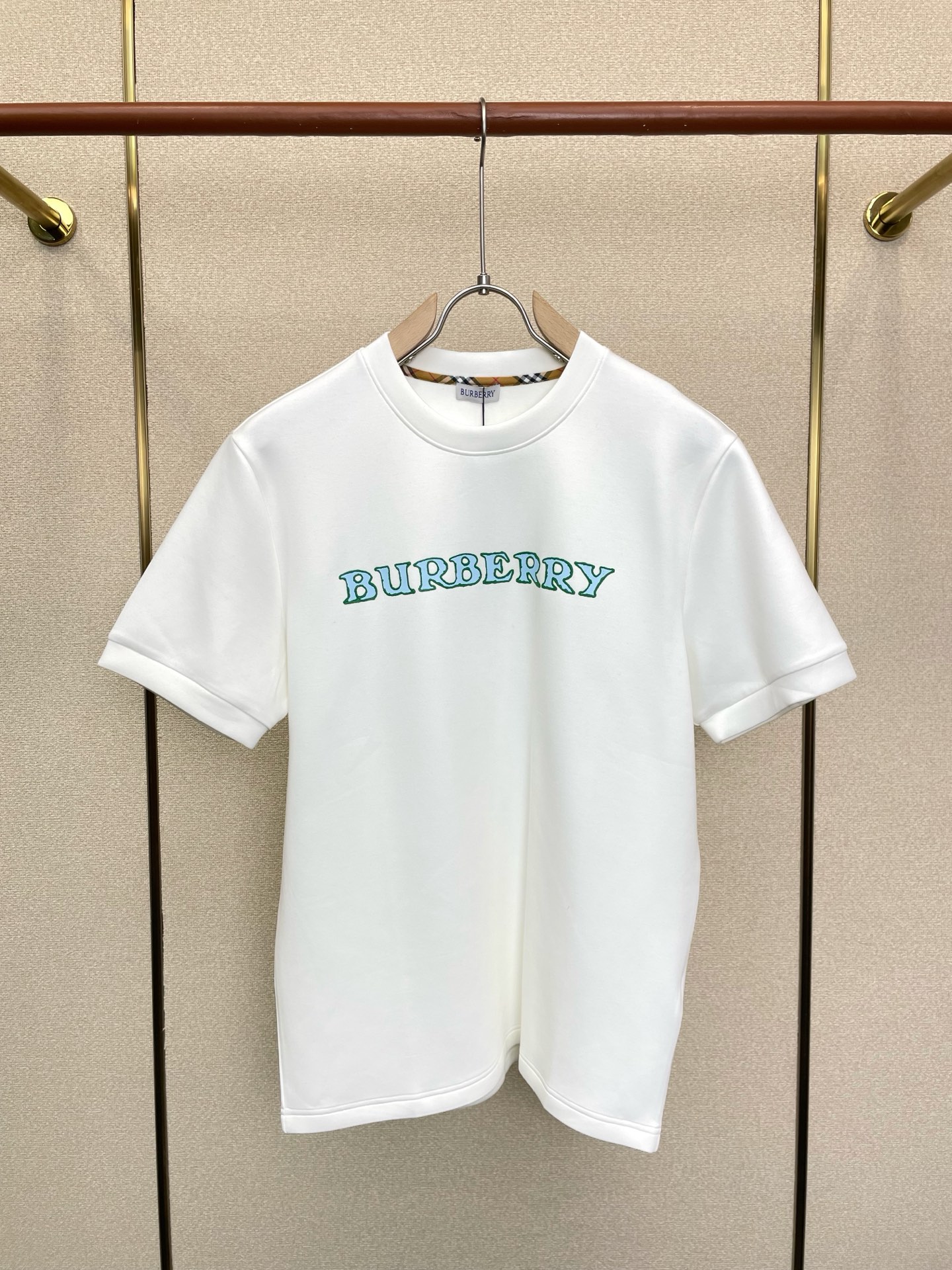 Burberry巴宝莉💥砸锅卖铁都要上的新款新款原单男士休闲短袖 高端定制 高端版本 时尚百搭爆款⚠️⚠️✨✨进口面料 
