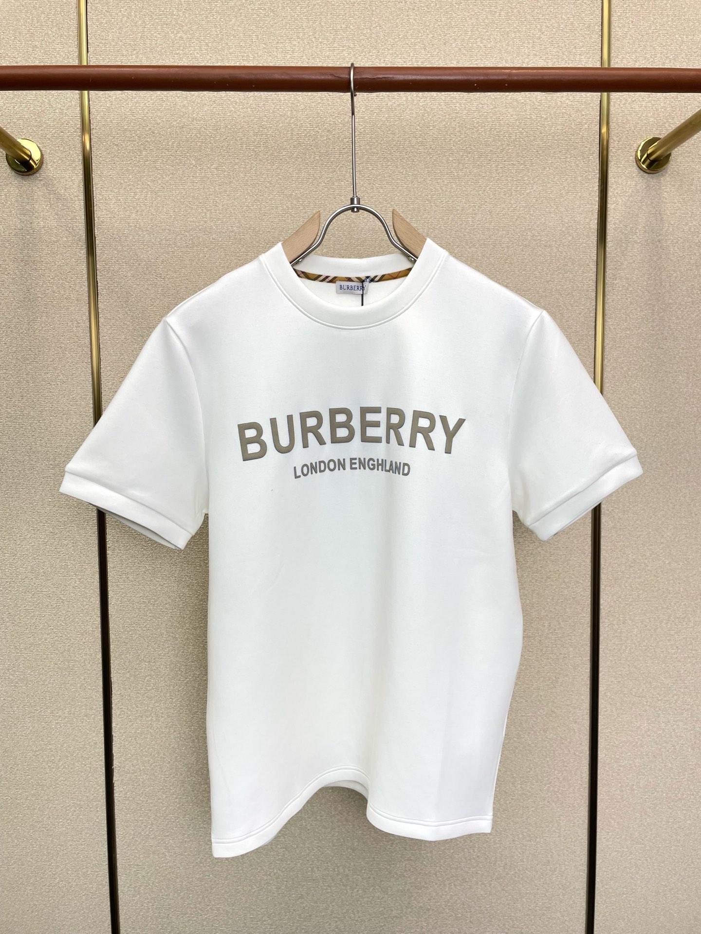 Burberry巴宝莉💥砸锅卖铁都要上的新款新款原单男士休闲短袖 高端定制 高端版本 时尚百搭爆款⚠️⚠️✨✨进口面料 