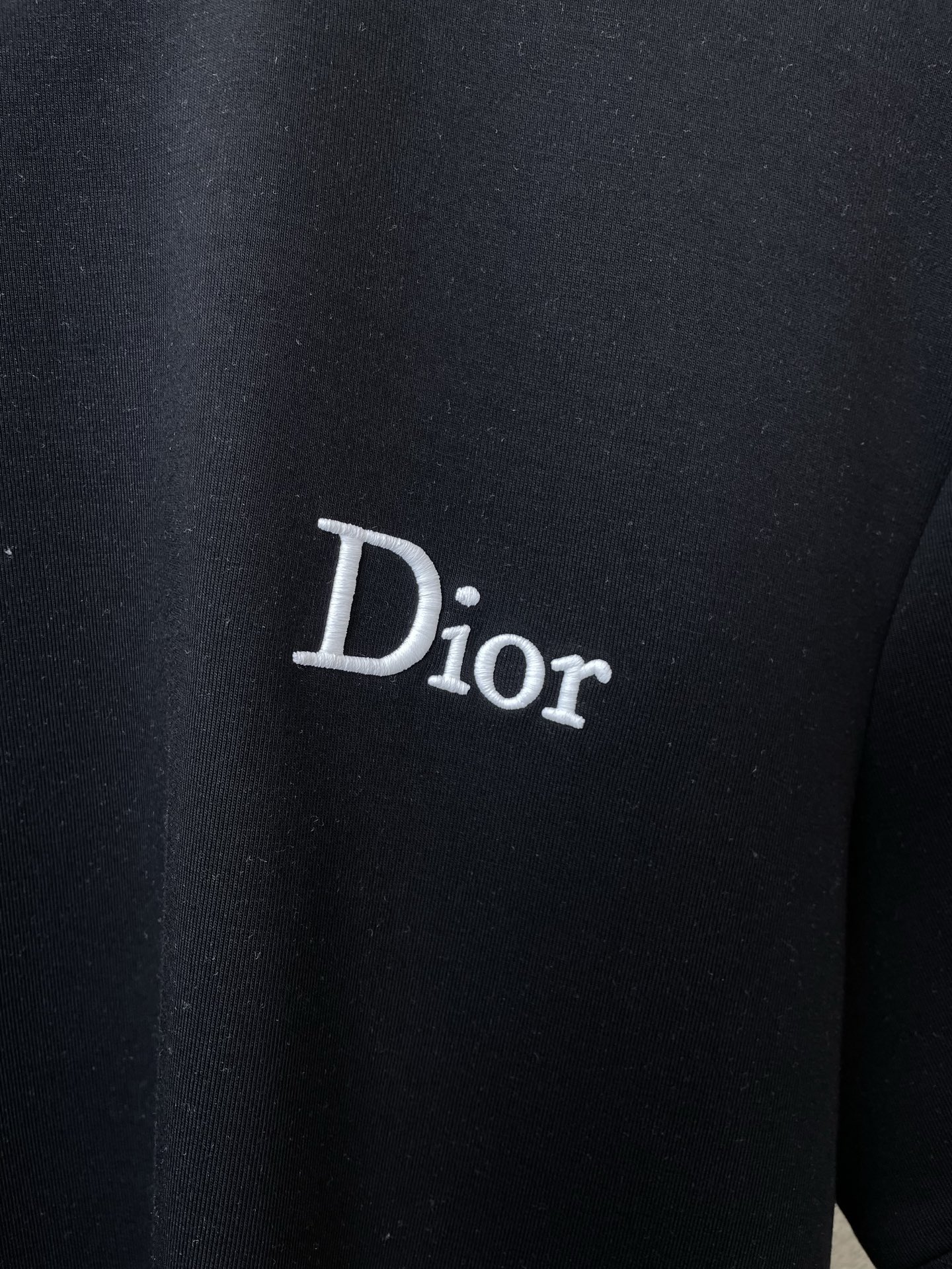Dior迪奥💥砸锅卖铁都要上的新款新款原单男士休闲短袖 高端定制 高端版本 时尚百搭爆款⚠️⚠️✨✨进口面料 手感超柔软