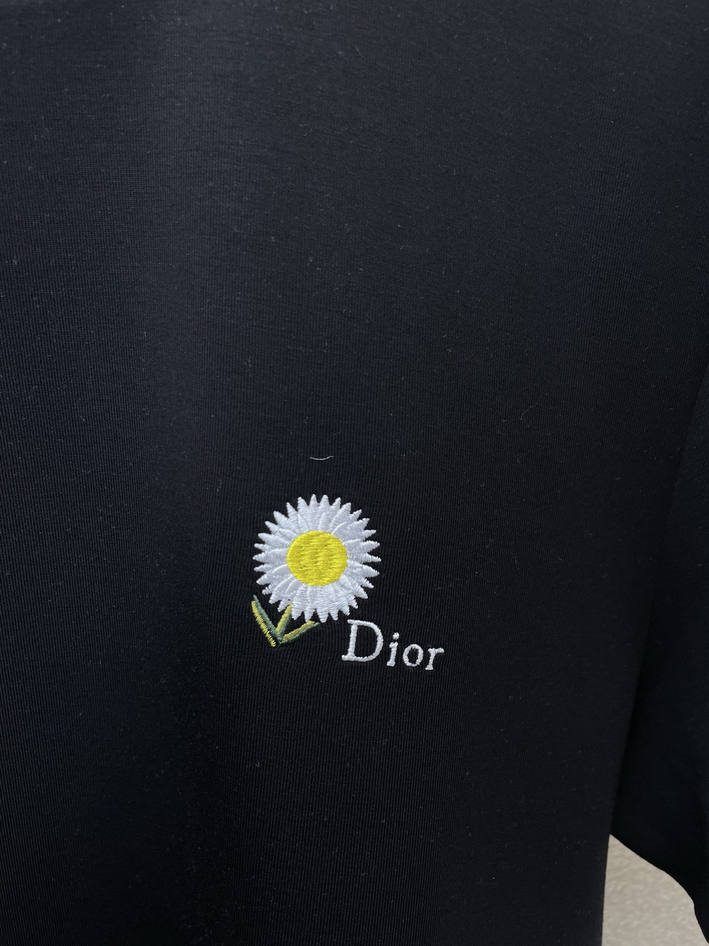 Dior迪奥💥砸锅卖铁都要上的新款新款原单男士休闲短袖 高端定制 高端版本 时尚百搭爆款⚠️⚠️✨✨进口面料 手感超柔软