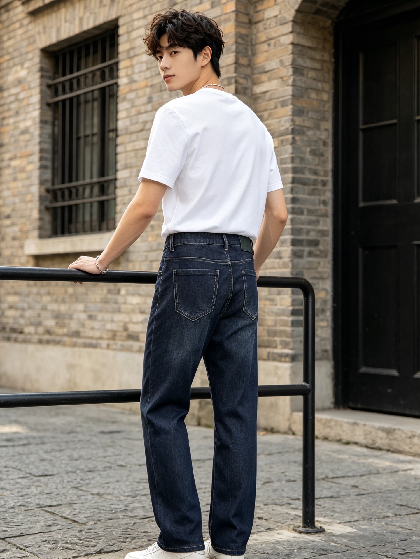 Burberry巴宝莉💥独家专供新款休闲牛仔裤👖高端版本 专柜定制面料 透气舒适度高，细节无可挑剔，品牌元素设计理念，体