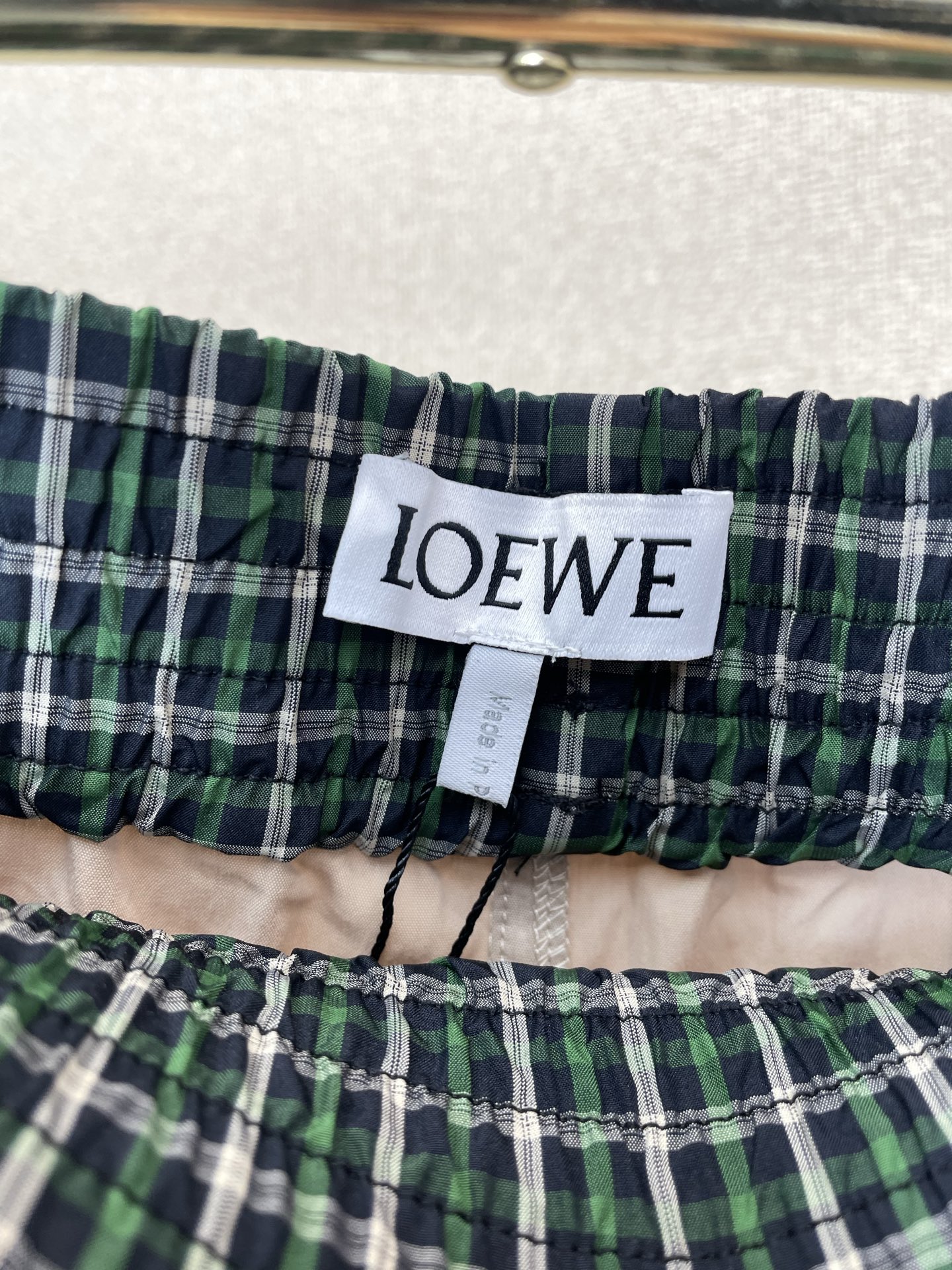 LOEWE罗意威💥独家专供新款休闲短裤 高端版本！专柜定制面料 透气舒适度高，细节无可挑剔，品牌元素设计理念，体现高品质