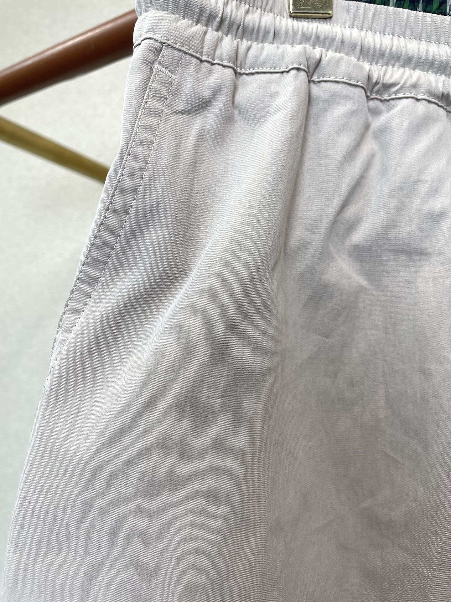 LOEWE罗意威💥独家专供新款休闲短裤 高端版本！专柜定制面料 透气舒适度高，细节无可挑剔，品牌元素设计理念，体现高品质