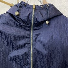 Dior迪奥💥独家专供新款原单男士休闲连帽夹克 高端定制 高端版本 时尚百搭爆款⚠️⚠️✨✨进口面料 手感超柔软细腻 Dior迪奥💥独家专供新款原单男士休闲连帽夹克 高端定制 高端版本 时尚百搭爆款⚠️⚠️✨✨进口面料 手感超柔软细腻
