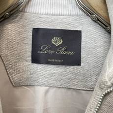/套。Loro Piana-Loro Piana诺悠翩雅💥休闲运动套装,外贸公司订单 独家专供进口原版聚酯纤维面料,透气 /套。Loro Piana-Loro Piana诺悠翩雅💥休闲运动套装,外贸公司订单 独家专供进口原版聚酯纤维面料,透气