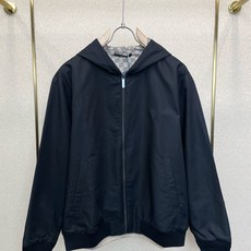 Gucci古驰💥砸锅卖铁都要上的新款新款原单男士休闲双面夹克 高端定制 高端版本 时尚百搭爆款⚠️⚠️✨✨进口面料 手感 Gucci古驰💥砸锅卖铁都要上的新款新款原单男士休闲双面夹克 高端定制 高端版本 时尚百搭爆款⚠️⚠️✨✨进口面料 手感