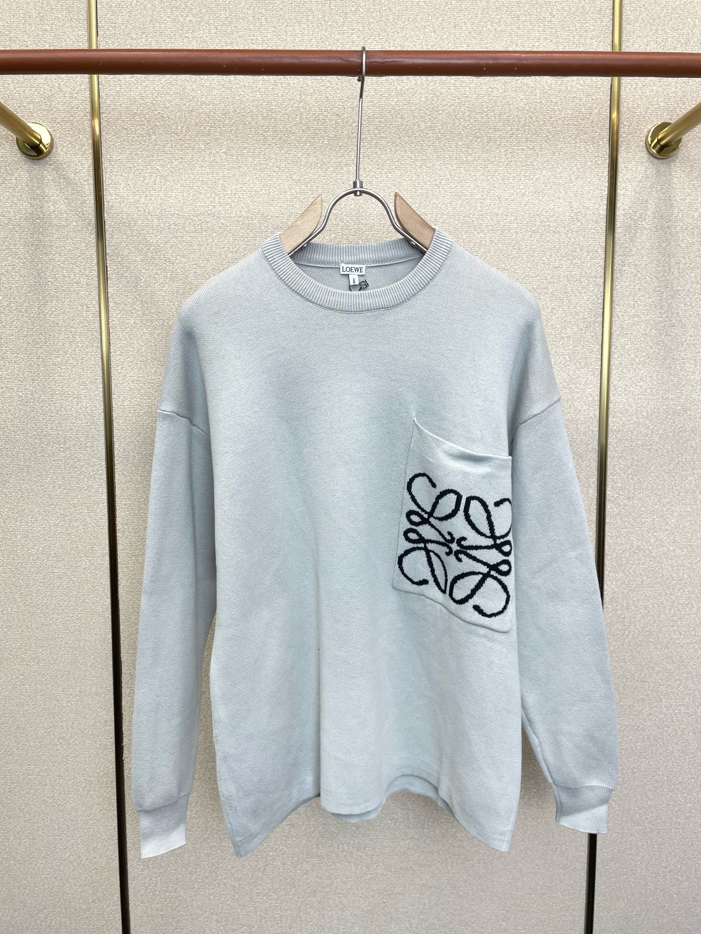 LOEWE罗意威💥砸锅卖铁都要上的新款新款原单男士休闲针织套头衫 高端定制 高端版本 时尚百搭爆款⚠️⚠️✨✨进口面料 