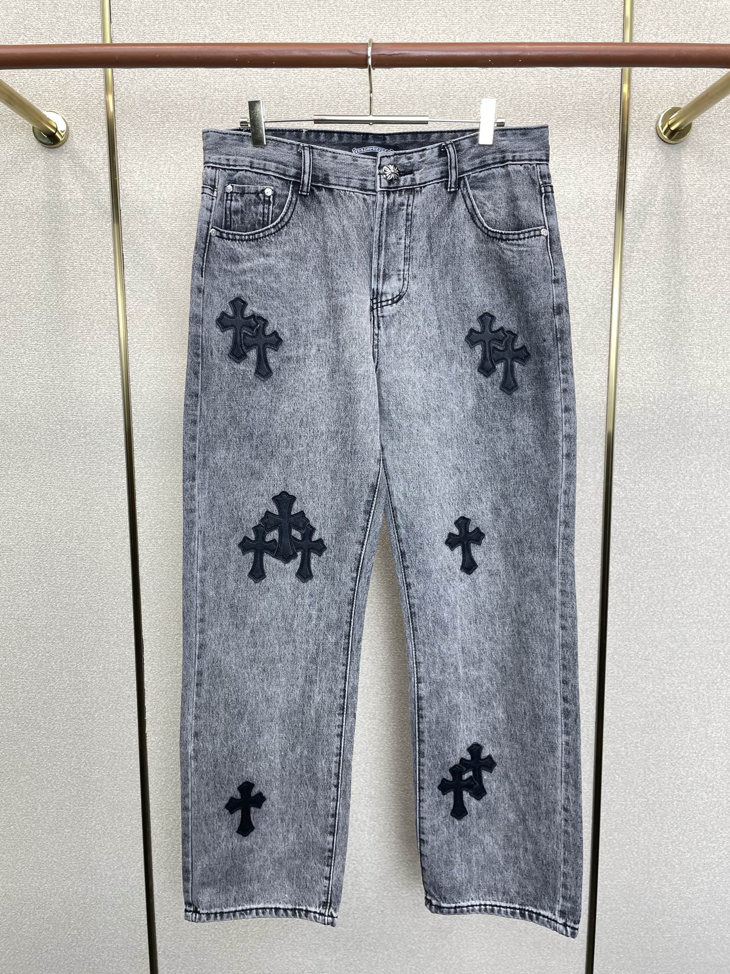 Chrome hearts克罗心💥砸锅卖铁都要上的新款新款休闲牛仔直筒裤👖高端版本！专柜定制面料 透气舒适度高，细节无可