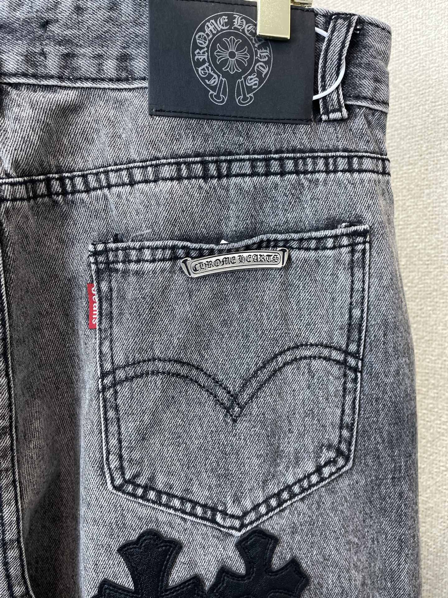 Chrome hearts克罗心💥砸锅卖铁都要上的新款新款休闲牛仔直筒裤👖高端版本！专柜定制面料 透气舒适度高，细节无可