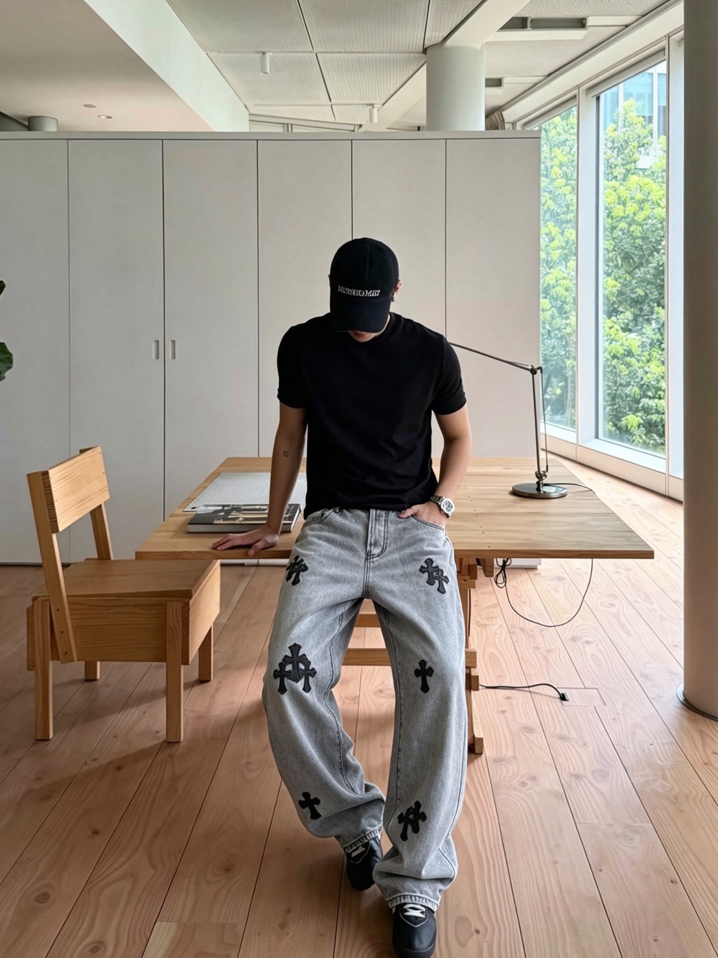 Chrome hearts克罗心💥砸锅卖铁都要上的新款新款休闲牛仔直筒裤👖高端版本!专柜定制面料 透气舒适度高,细节无可 Chrome hearts克罗心💥砸锅卖铁都要上的新款新款休闲牛仔直筒裤👖高端版本!专柜定制面料 透气舒适度高,细节无可