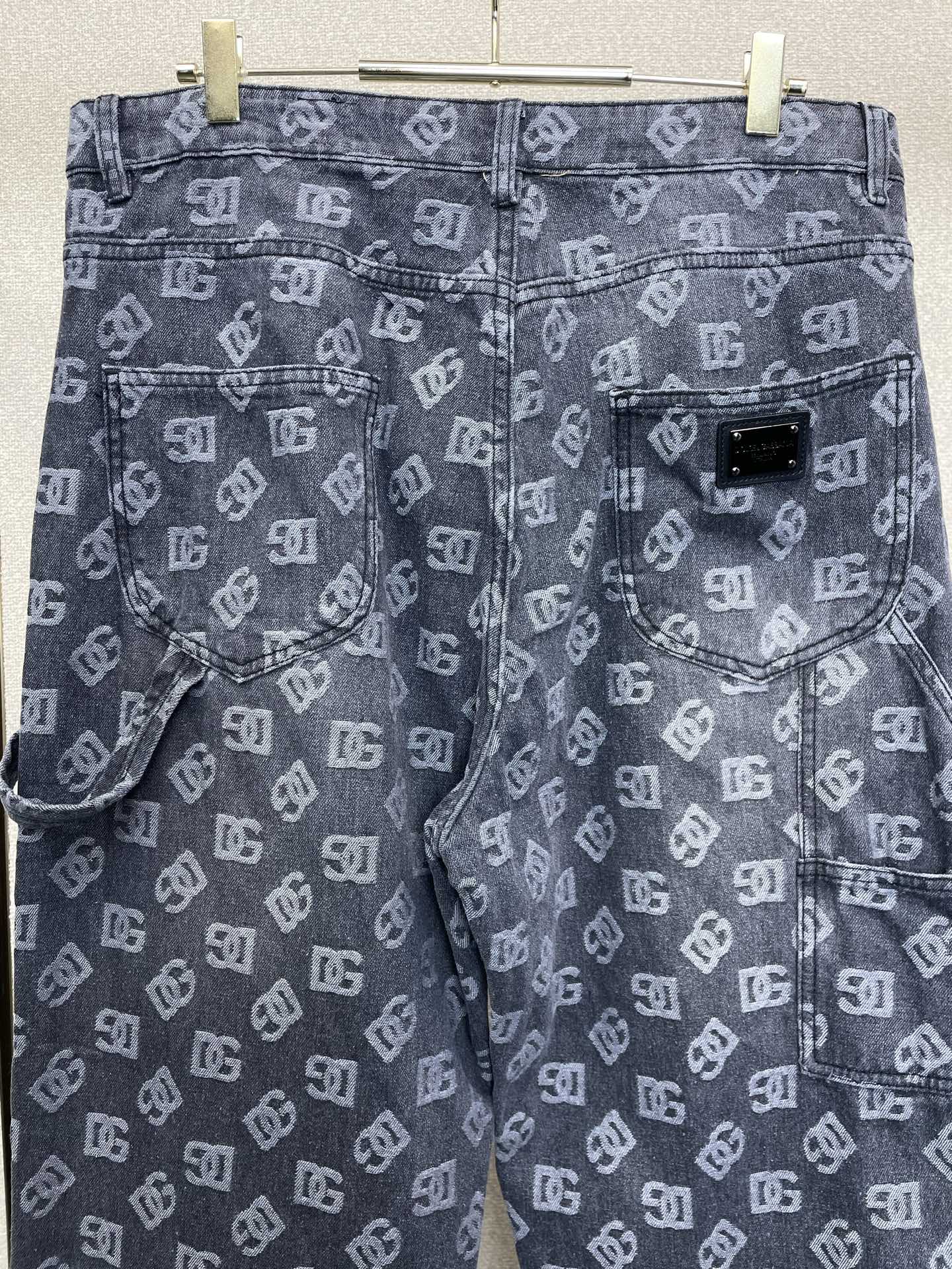 Dolce&Gabbana杜嘉班纳💥砸锅卖铁都要上的新款新款休闲牛仔直筒裤👖高端版本！专柜定制面料 透气舒适度高，细节无