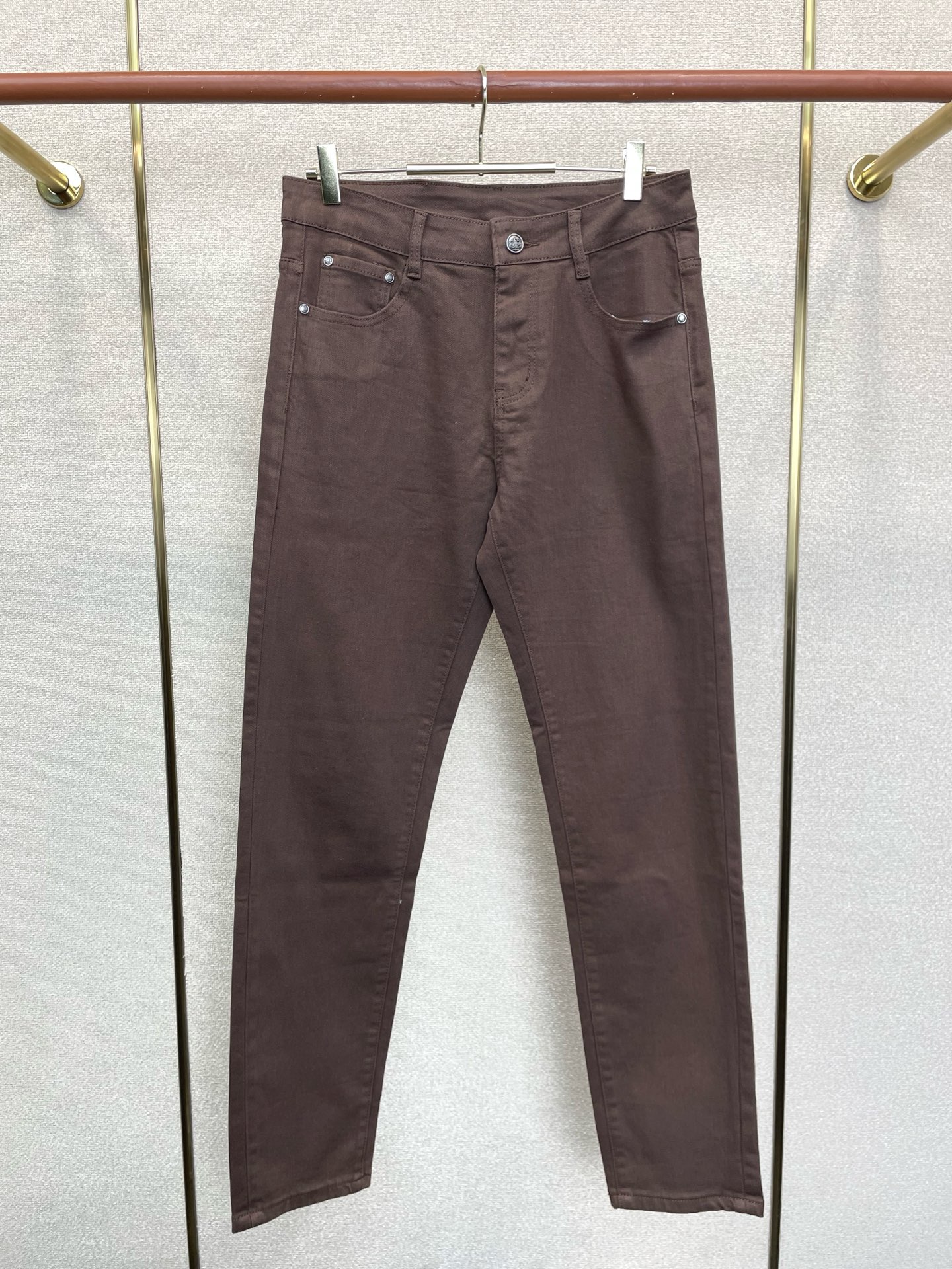 Armani阿玛尼💥砸锅卖铁都要上的新款新款休闲牛仔裤👖高端版本 专柜定制面料 透气舒适度高，细节无可挑剔，品牌元素设计