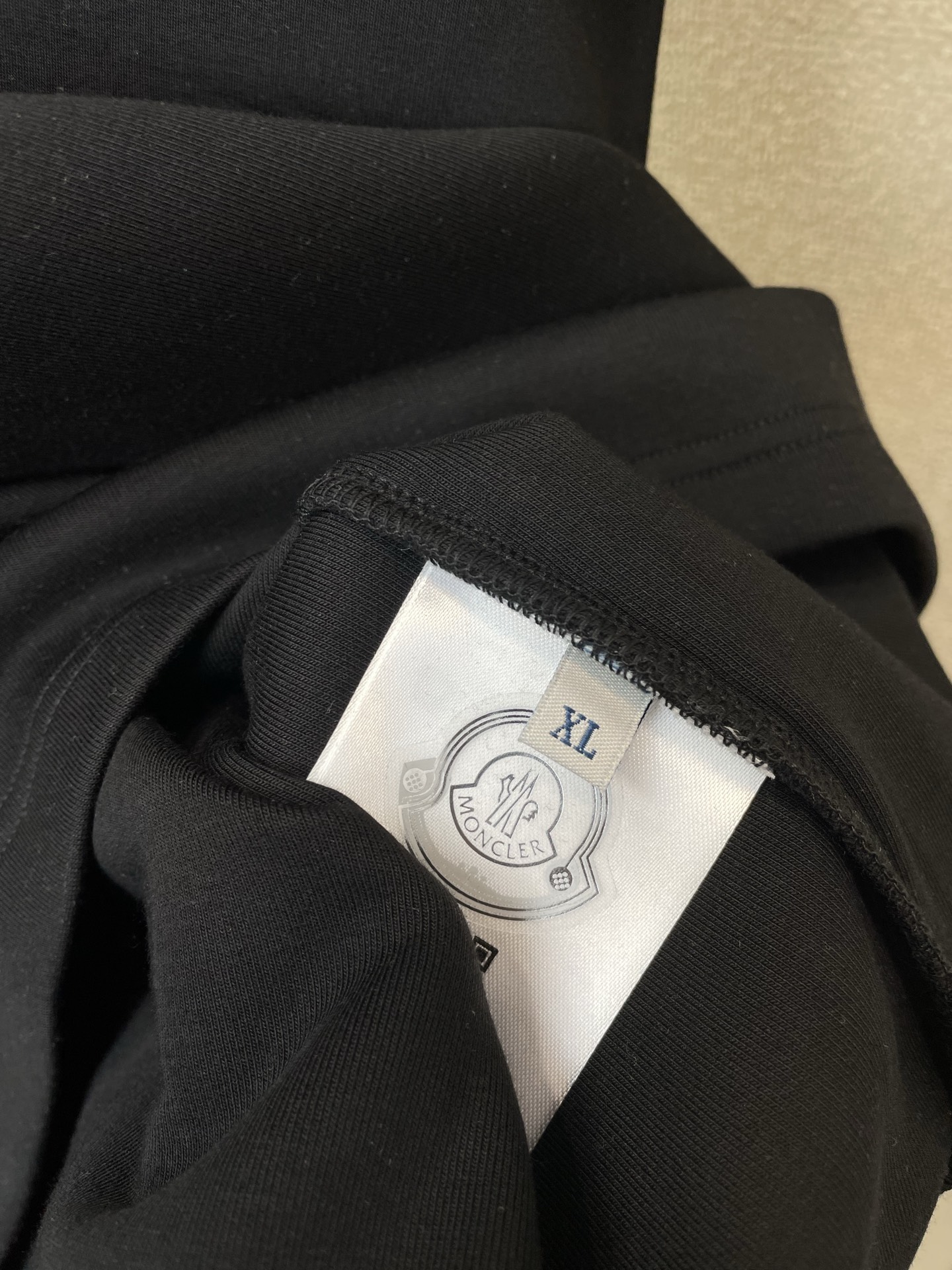 Moncler蒙口💥砸锅卖铁都要上的新款新款原单男士休闲短袖 高端定制 高端版本 时尚百搭爆款⚠️⚠️✨✨进口面料 手感