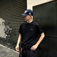 Dior迪奥💥砸锅卖铁都要上的新款新款原单男士休闲短袖 高端定制 高端版本 时尚百搭爆款⚠️⚠️✨✨进口面料 手感超柔软 Dior迪奥💥砸锅卖铁都要上的新款新款原单男士休闲短袖 高端定制 高端版本 时尚百搭爆款⚠️⚠️✨✨进口面料 手感超柔软