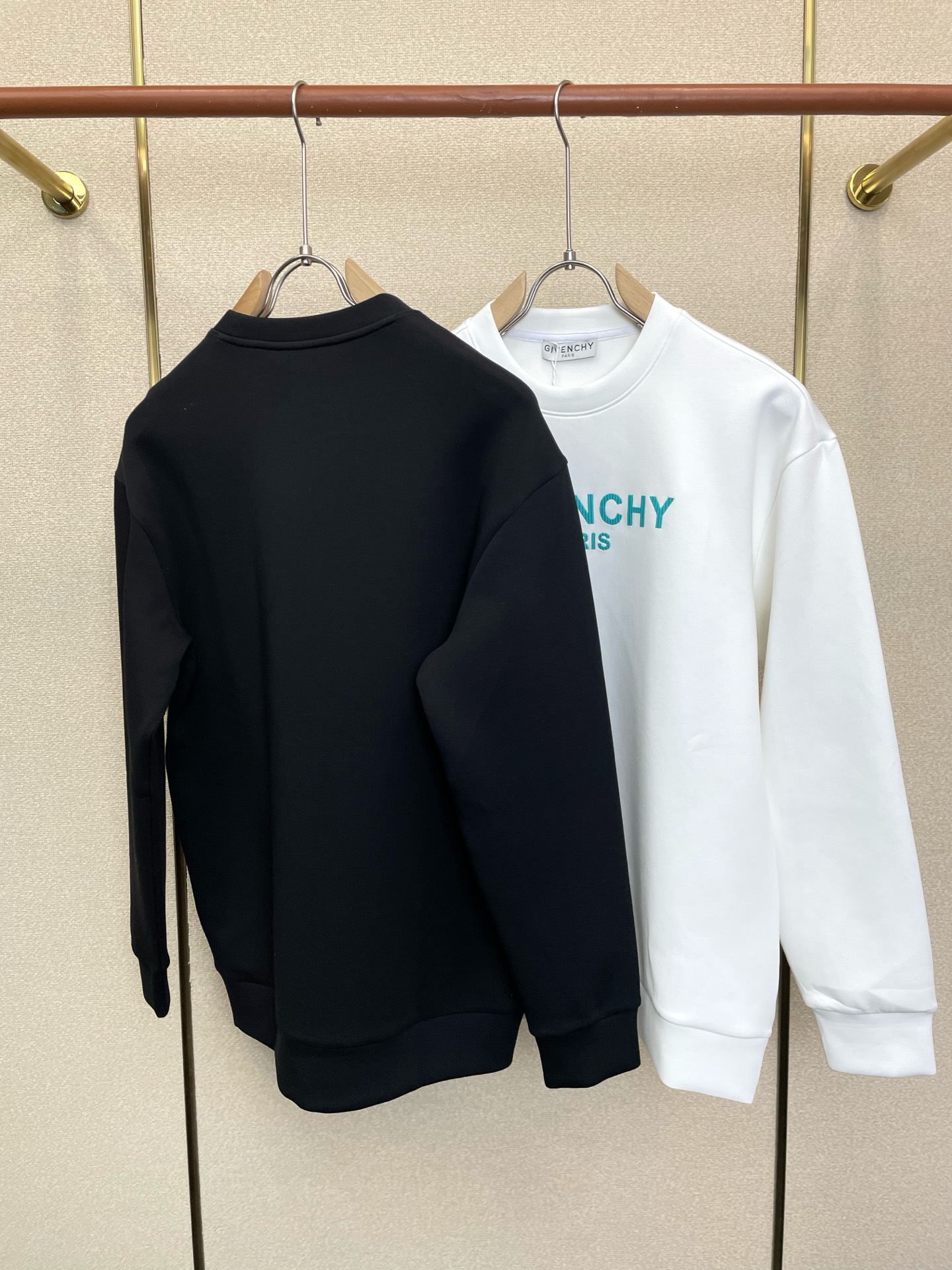 Givenchy纪梵希💥砸锅卖铁都要上的新款新款原单男士休闲卫衣 高端定制 高端版本 时尚百搭爆款⚠️⚠️✨✨进口面料 