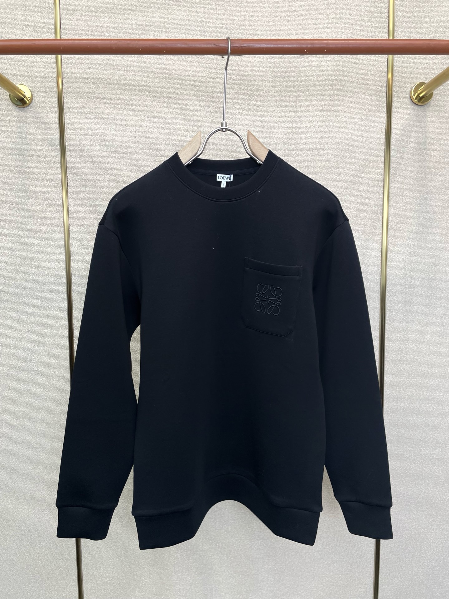LOEWE罗意威💥砸锅卖铁都要上的新款新款原单男士休闲卫衣 高端定制 高端版本 时尚百搭爆款⚠️⚠️✨✨进口面料 手感超