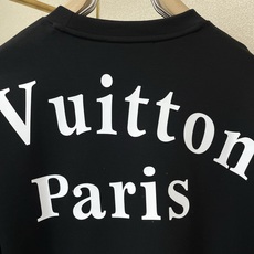 Louis Vuitton路易威登💥砸锅卖铁都要上的新款新款原单男士休闲卫衣 高端定制 高端版本 时尚百搭爆款⚠️⚠️✨ Louis Vuitton路易威登💥砸锅卖铁都要上的新款新款原单男士休闲卫衣 高端定制 高端版本 时尚百搭爆款⚠️⚠️✨