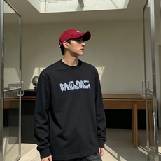Balenciaga巴黎世家💥砸锅卖铁都要上的新款新款原单男士休闲长袖 高端定制 高端版本 时尚百搭爆款⚠️⚠️✨✨进口 Balenciaga巴黎世家💥砸锅卖铁都要上的新款新款原单男士休闲长袖 高端定制 高端版本 时尚百搭爆款⚠️⚠️✨✨进口