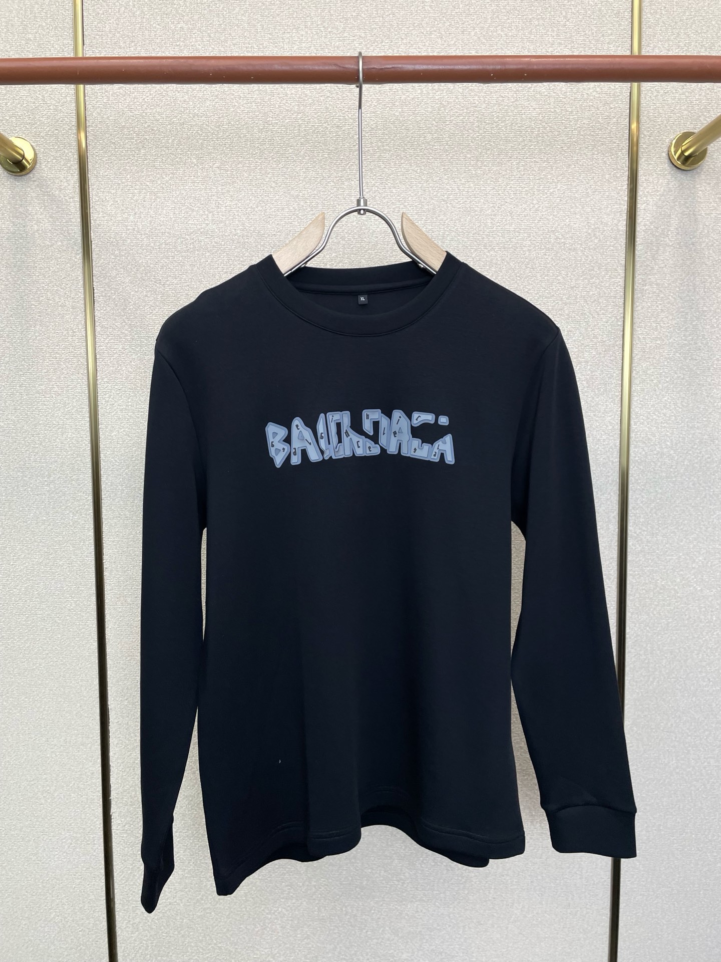 Balenciaga巴黎世家💥砸锅卖铁都要上的新款新款原单男士休闲长袖 高端定制 高端版本 时尚百搭爆款⚠️⚠️✨✨进口