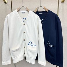 Dior迪奥💥砸锅卖铁都要上的新款新款原单男士休闲毛衣开衫 高端定制 高端版本 时尚百搭爆款⚠️⚠️✨✨进口面料 手感超 Dior迪奥💥砸锅卖铁都要上的新款新款原单男士休闲毛衣开衫 高端定制 高端版本 时尚百搭爆款⚠️⚠️✨✨进口面料 手感超