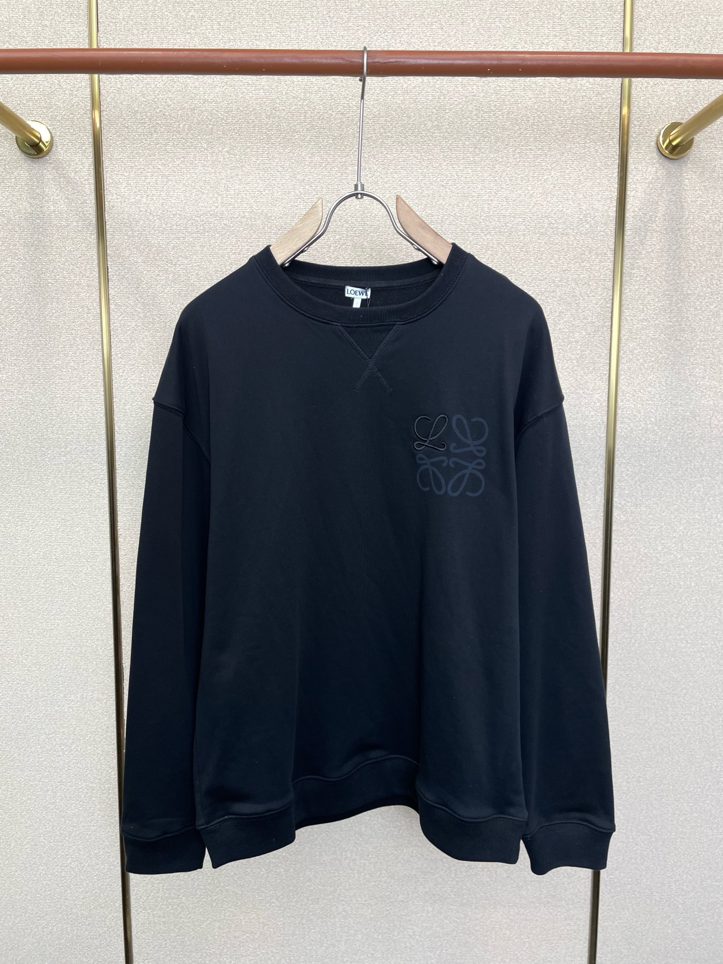 LOEWE罗意威💥砸锅卖铁都要上的新款新款原单男士休闲卫衣 高端定制 高端版本 时尚百搭爆款⚠️⚠️✨✨进口面料 手感超