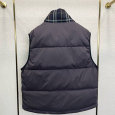 羽绒服-Burberry巴宝莉💥砸锅卖铁都要上的新款立领羽绒马甲 贸易公司渠道稀出,降温天气必备的保暖单品,不论是日常还 羽绒服-Burberry巴宝莉💥砸锅卖铁都要上的新款立领羽绒马甲 贸易公司渠道稀出,降温天气必备的保暖单品,不论是日常还