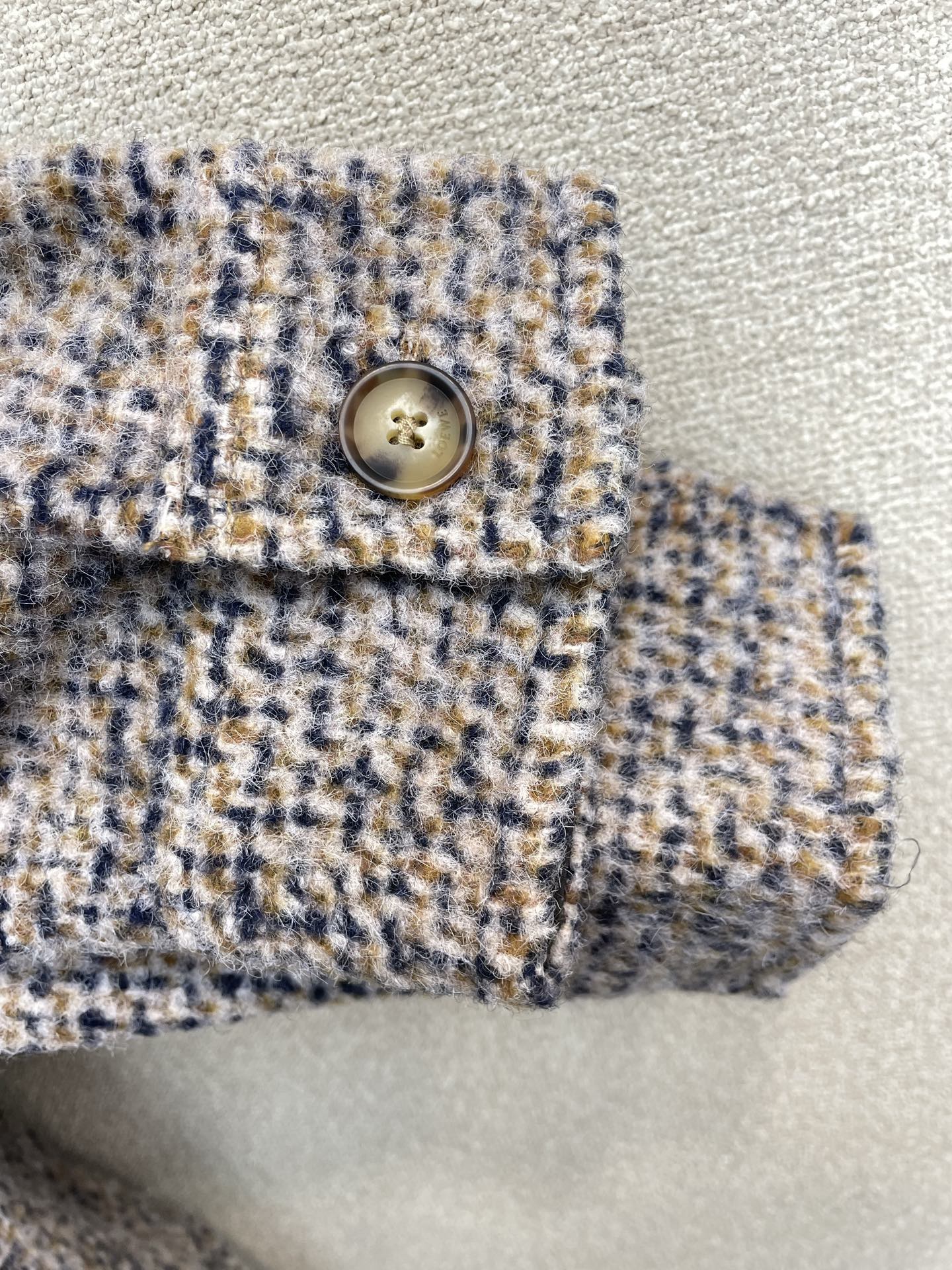 LOEWE罗意威💥砸锅卖铁都要上的新款新款原单男士休闲外套 高端定制 高端版本 时尚百搭爆款⚠️⚠️✨✨进口面料 手感超