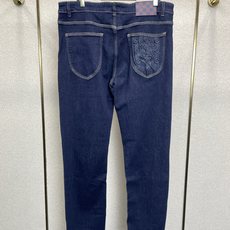 Louis Vuitton路易威登💥砸锅卖铁都要上的新款新款休闲牛仔直筒裤👖高端版本!专柜定制面料 透气舒适度高,细节无 Louis Vuitton路易威登💥砸锅卖铁都要上的新款新款休闲牛仔直筒裤👖高端版本!专柜定制面料 透气舒适度高,细节无