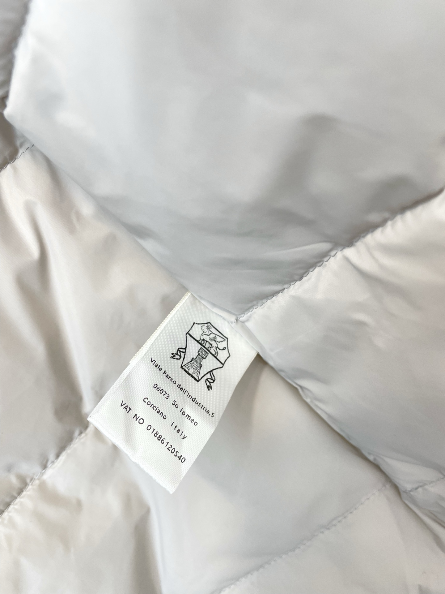 羽绒服- BC-Brunello Cucineli 布鲁内洛 •库奇内利💥砸锅卖铁都要上的新款新款羽绒马甲。贸易公司渠道