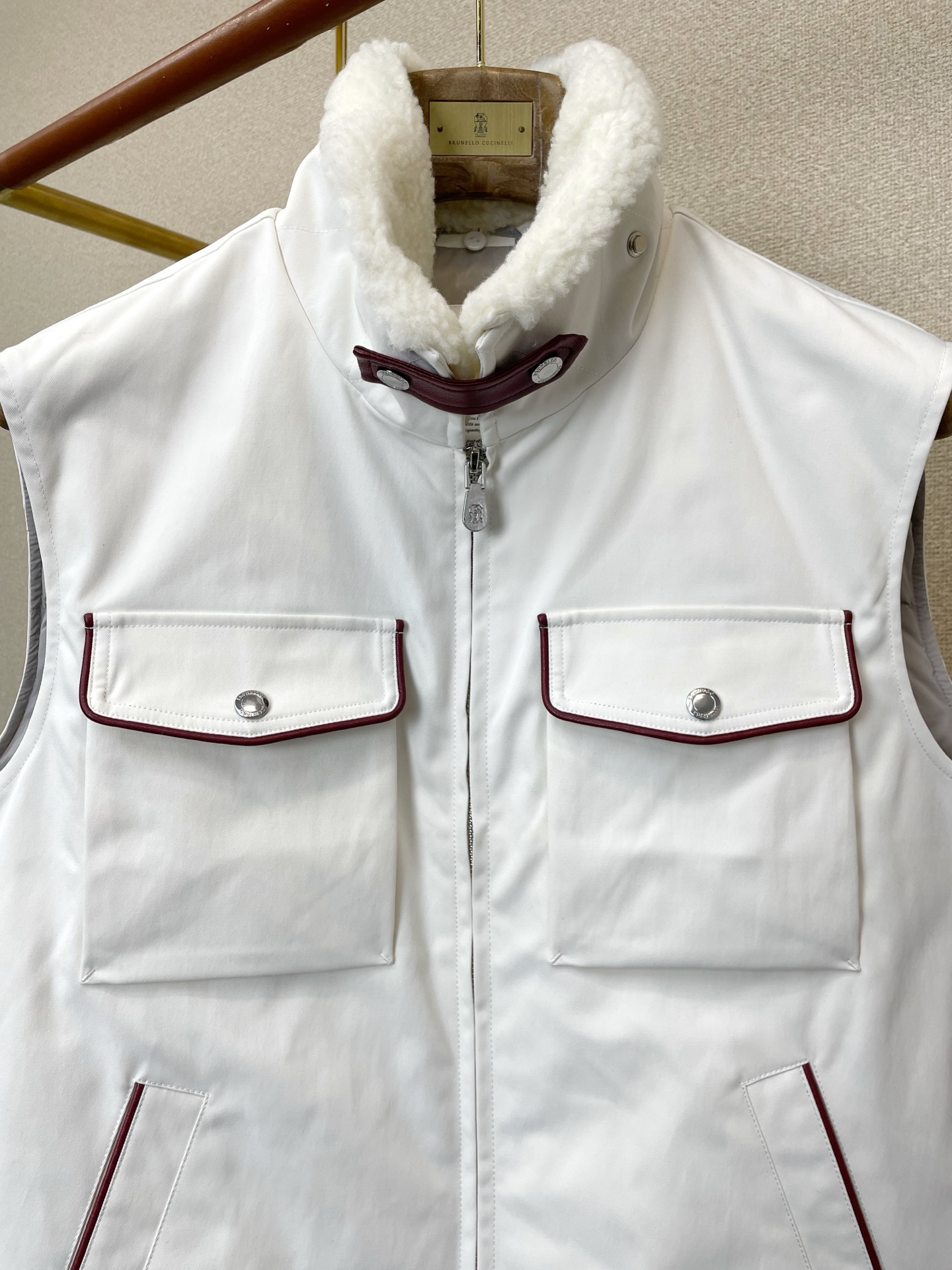 羽绒服- BC-Brunello Cucineli 布鲁内洛 •库奇内利💥砸锅卖铁都要上的新款新款羽绒马甲。贸易公司渠道