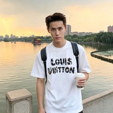 Louis Vuitton路易威登💥独家专供新款原单男士休闲短袖 高端定制 高端版本 时尚百搭爆款⚠️⚠️✨✨进口面料 Louis Vuitton路易威登💥独家专供新款原单男士休闲短袖 高端定制 高端版本 时尚百搭爆款⚠️⚠️✨✨进口面料